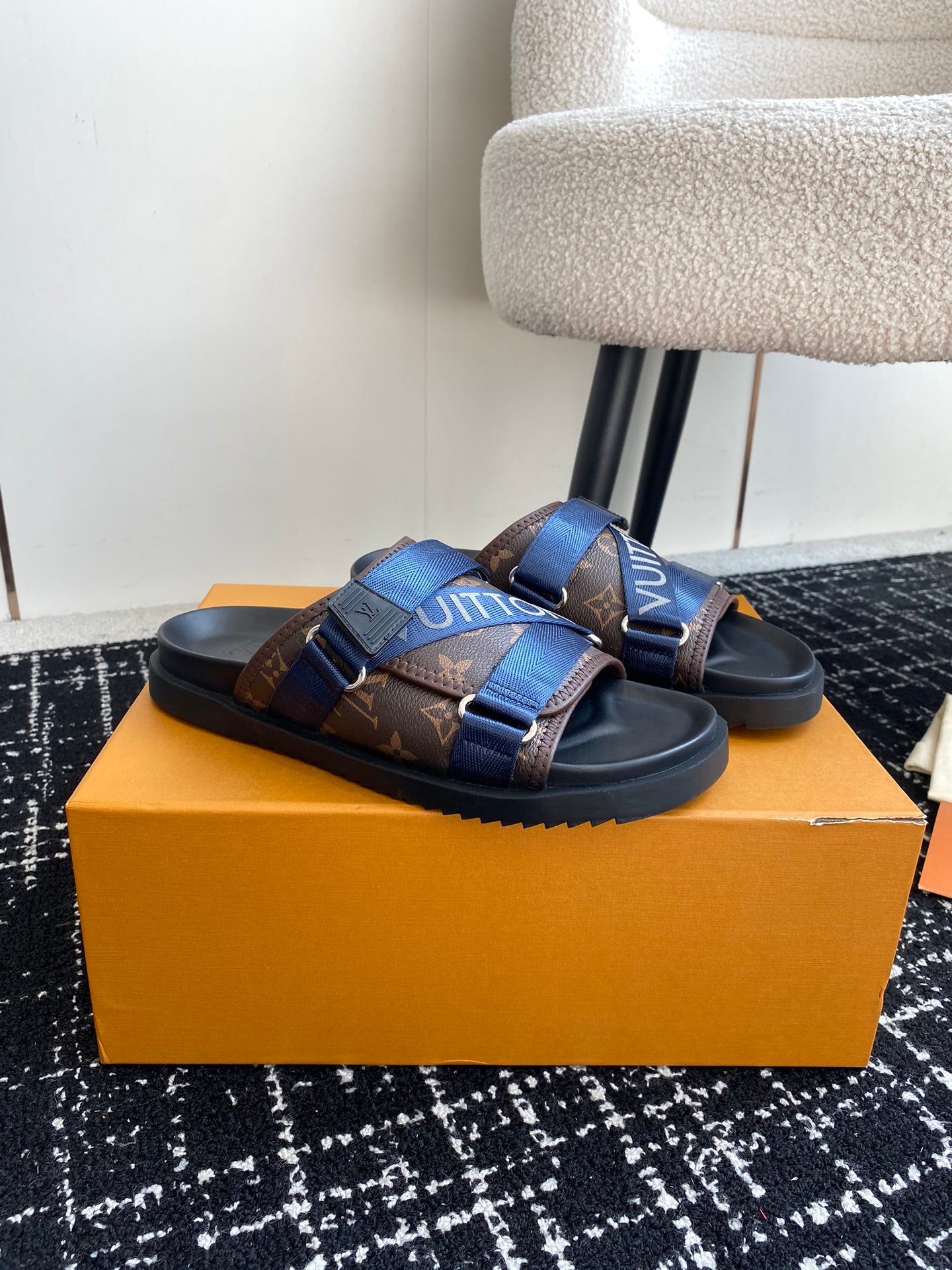 LuxluxHouse Best Quality Sandals Louis Vuitton