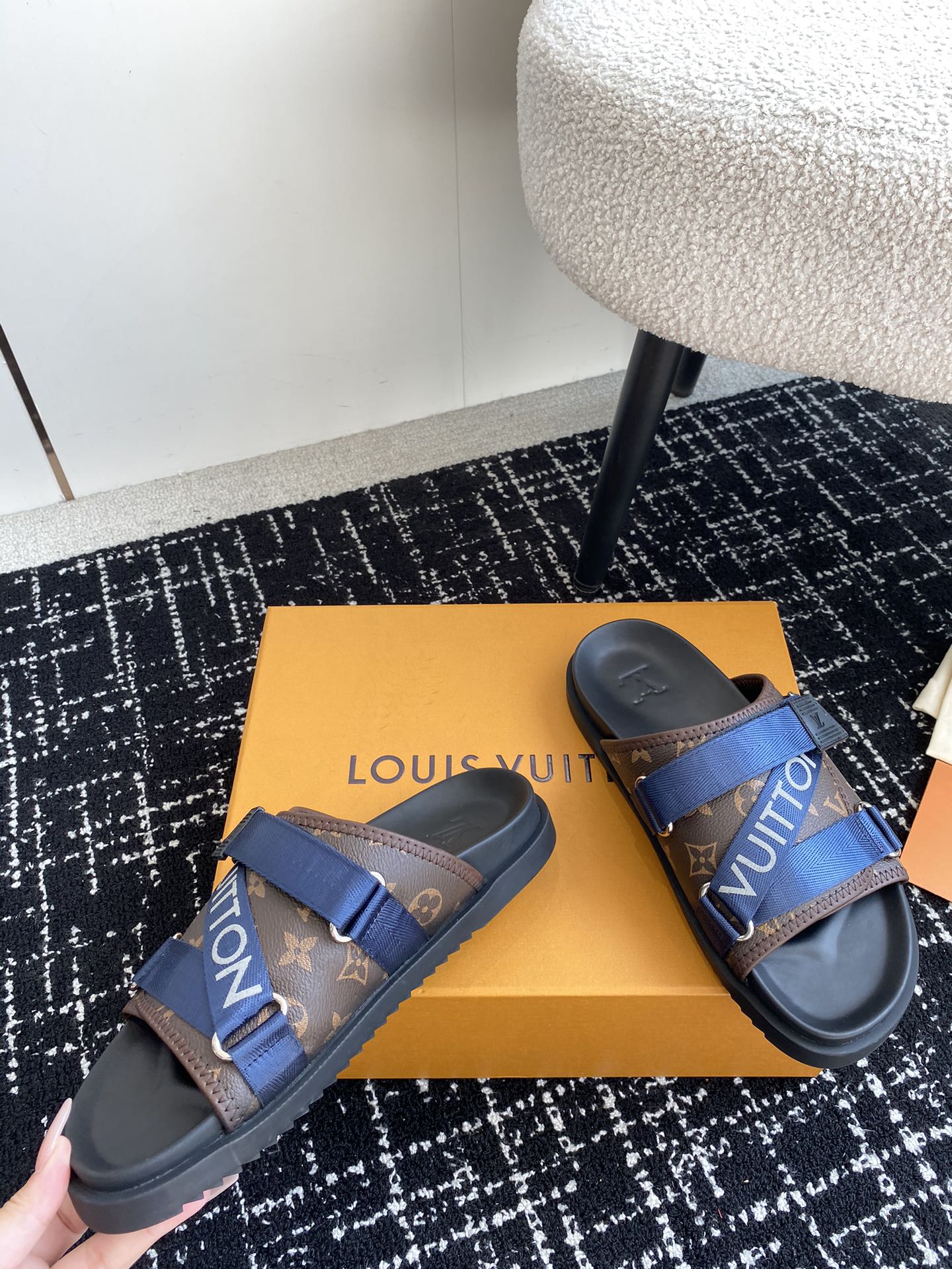 LuxluxHouse Best Quality Sandals Louis Vuitton