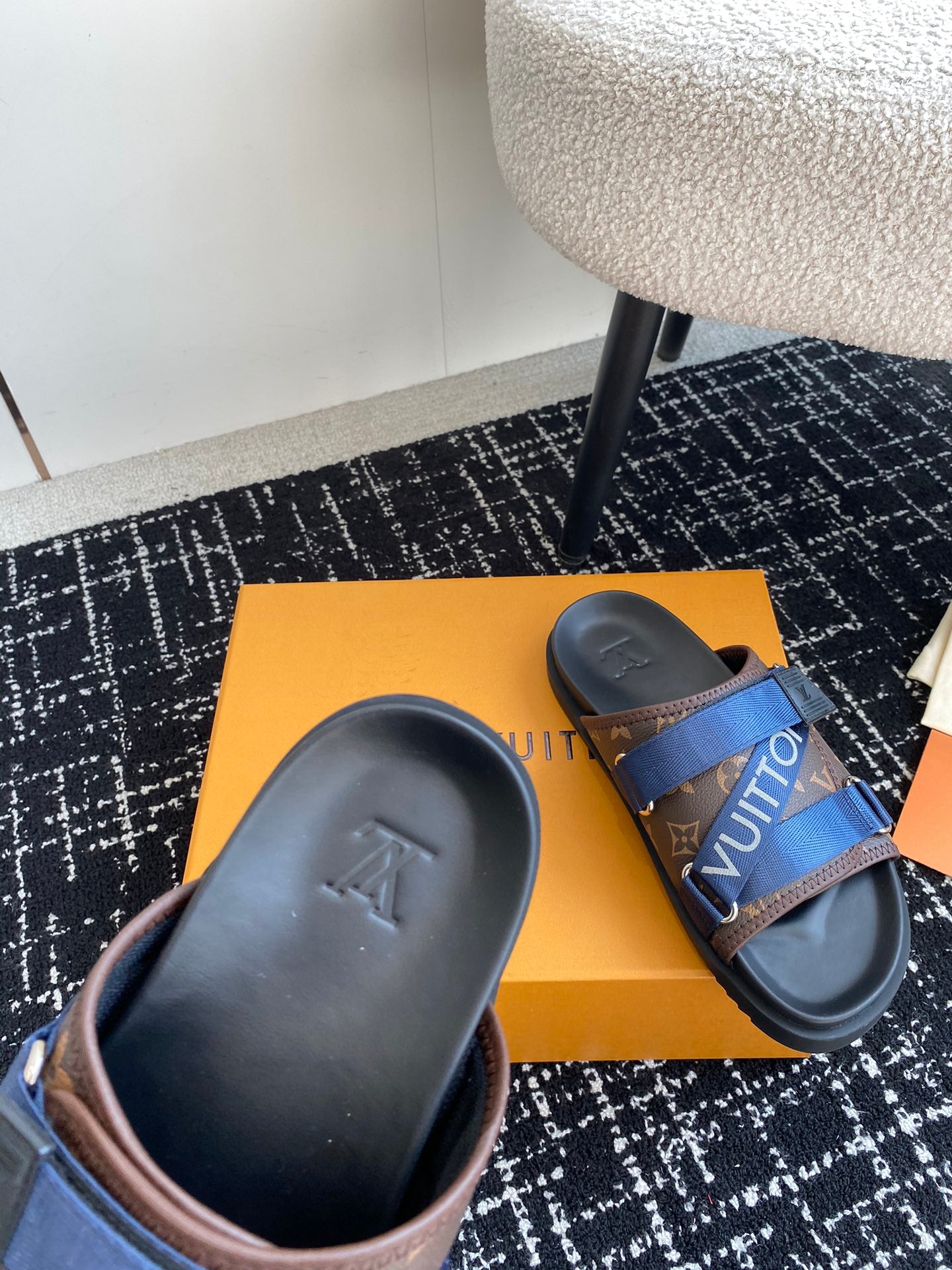 LuxluxHouse Best Quality Sandals Louis Vuitton