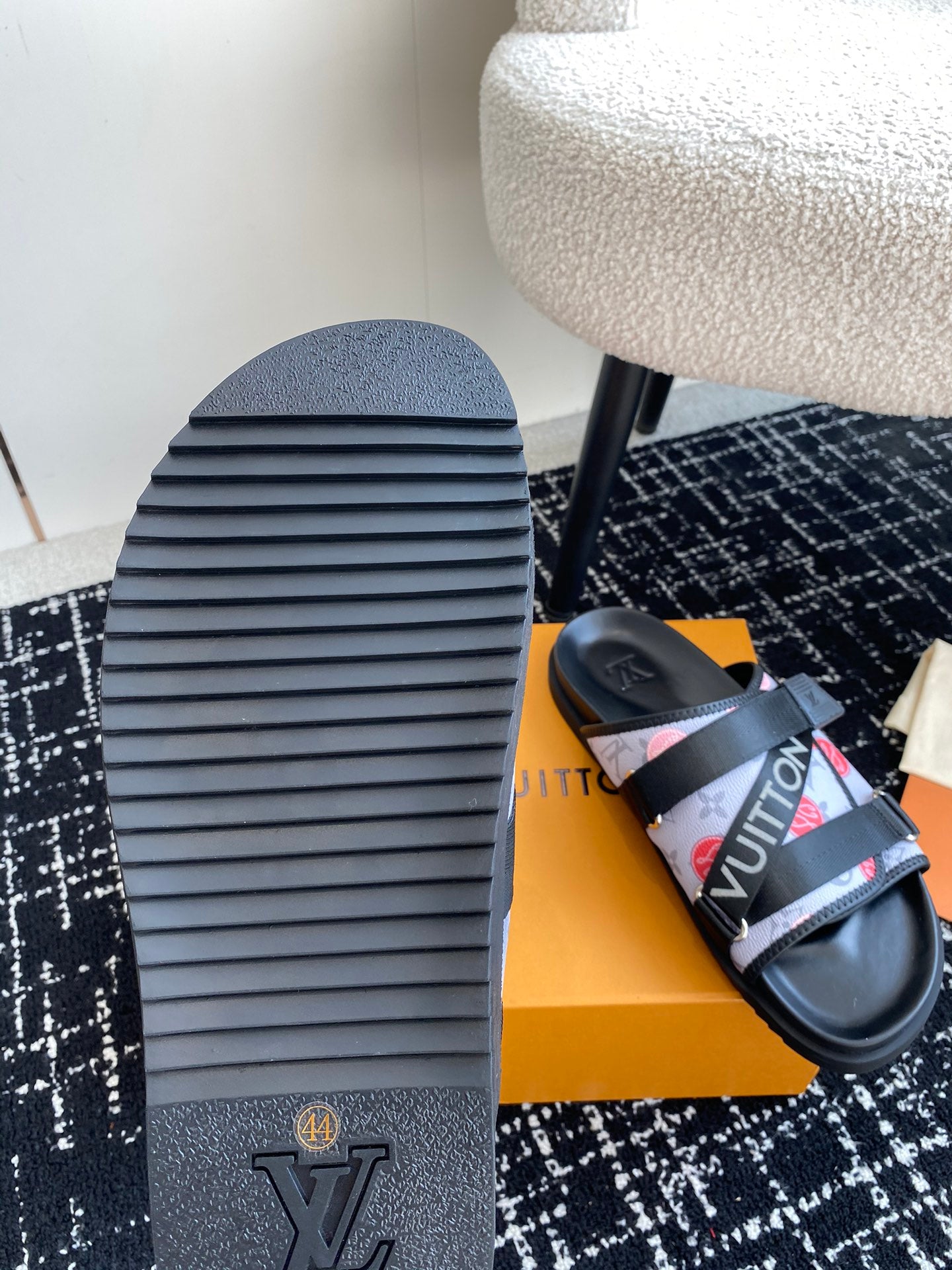 LuxluxHouse Best Quality Sandals Louis Vuitton