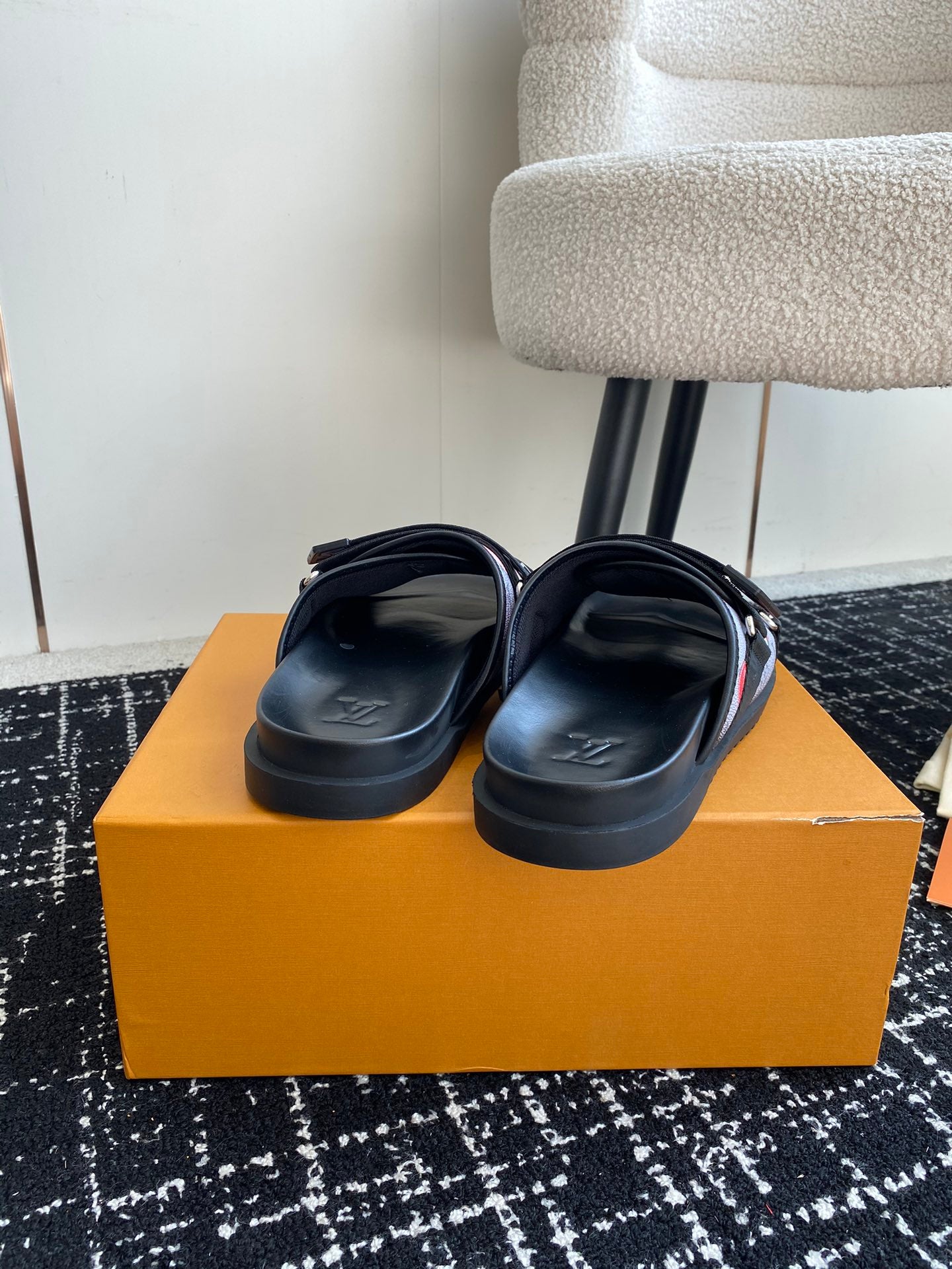 LuxluxHouse Best Quality Sandals Louis Vuitton