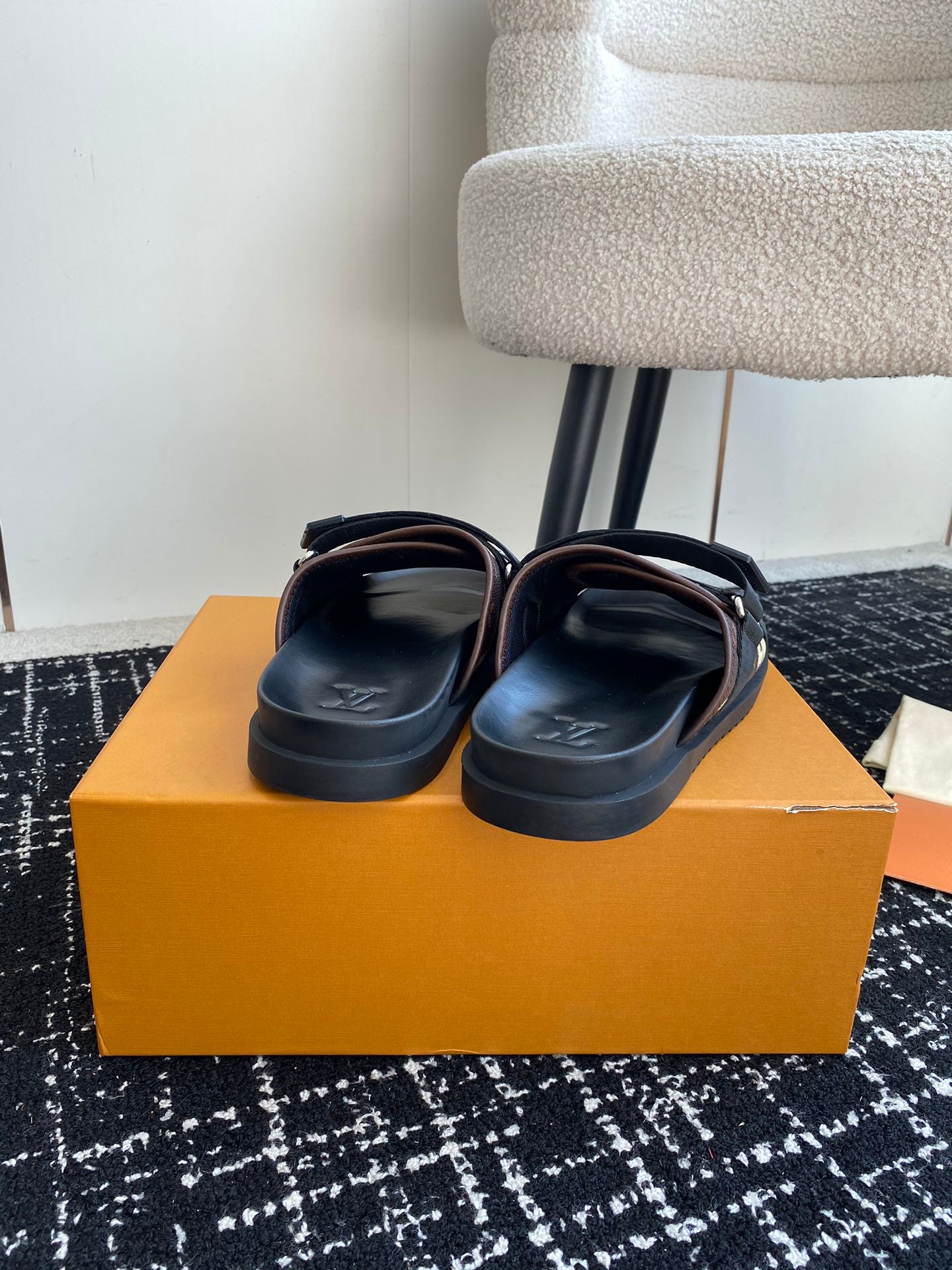 LuxluxHouse Best Quality Sandals Louis Vuitton