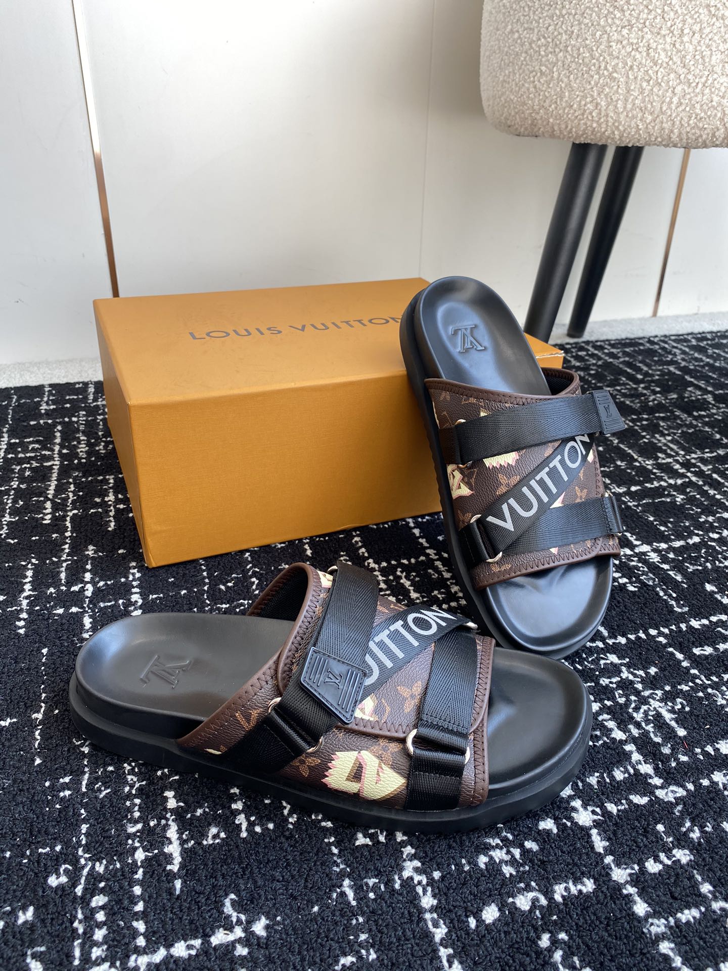 LuxluxHouse Best Quality Sandals Louis Vuitton