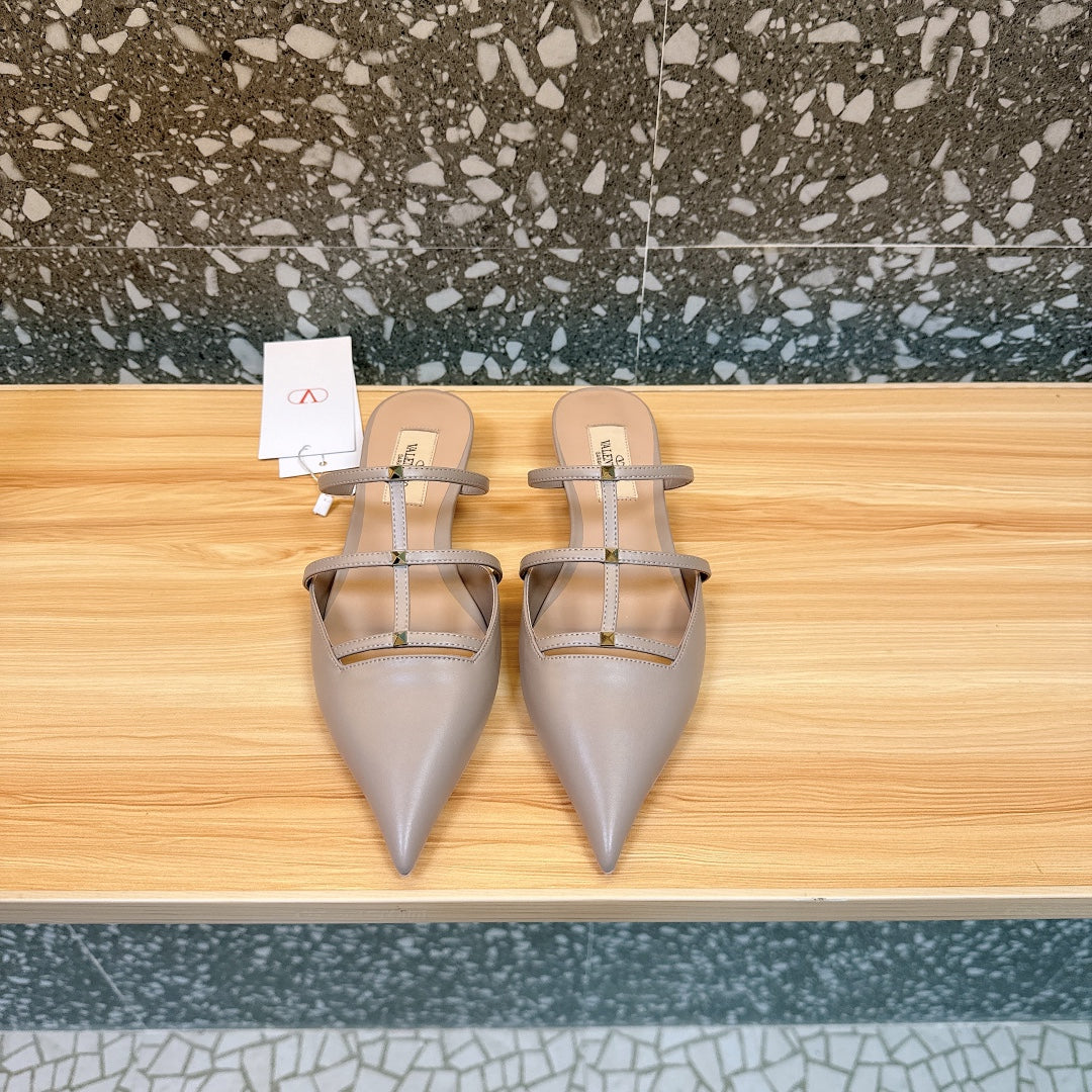 LuxluxHouse Best Quality Valentino Women Shoes