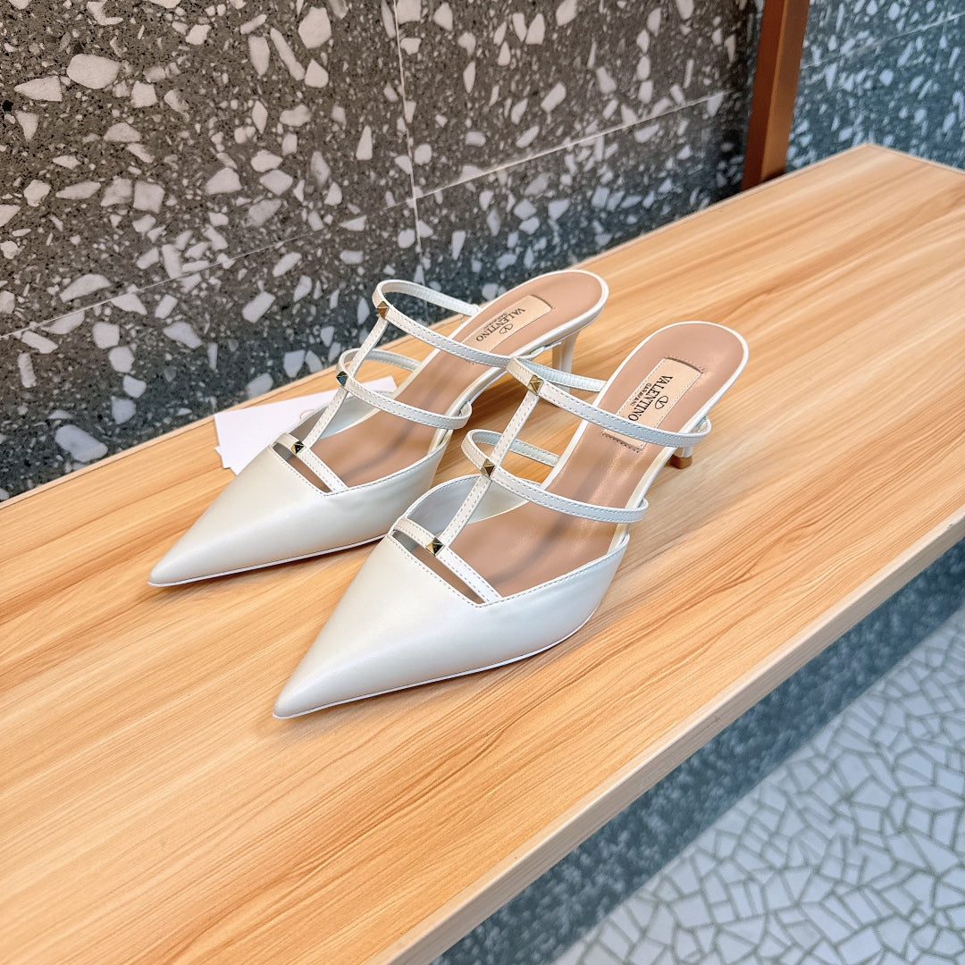 LuxluxHouse Best Quality Valentino Women Shoes