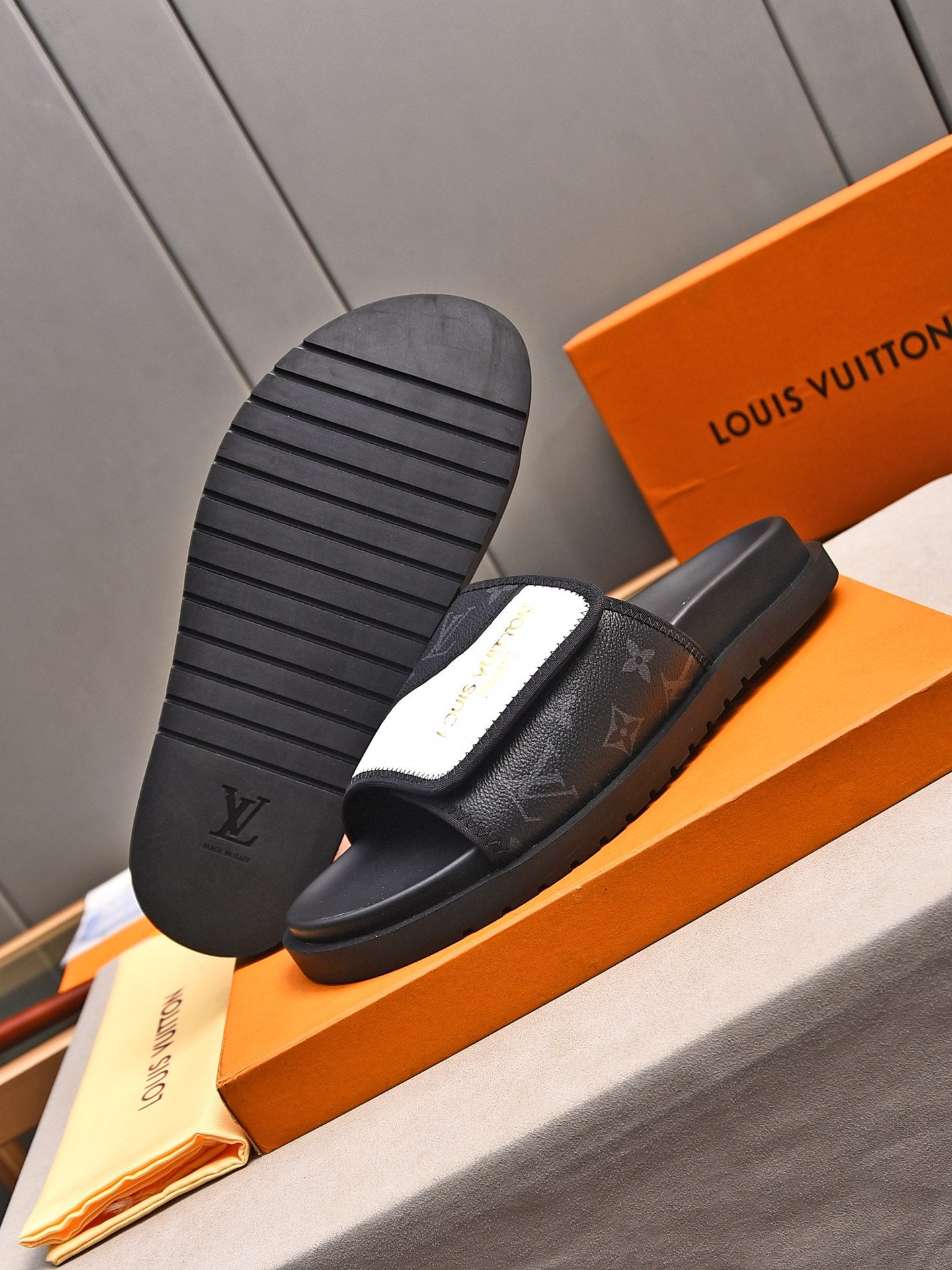 LuxluxHouse Best Quality Sandals Louis Vuitton