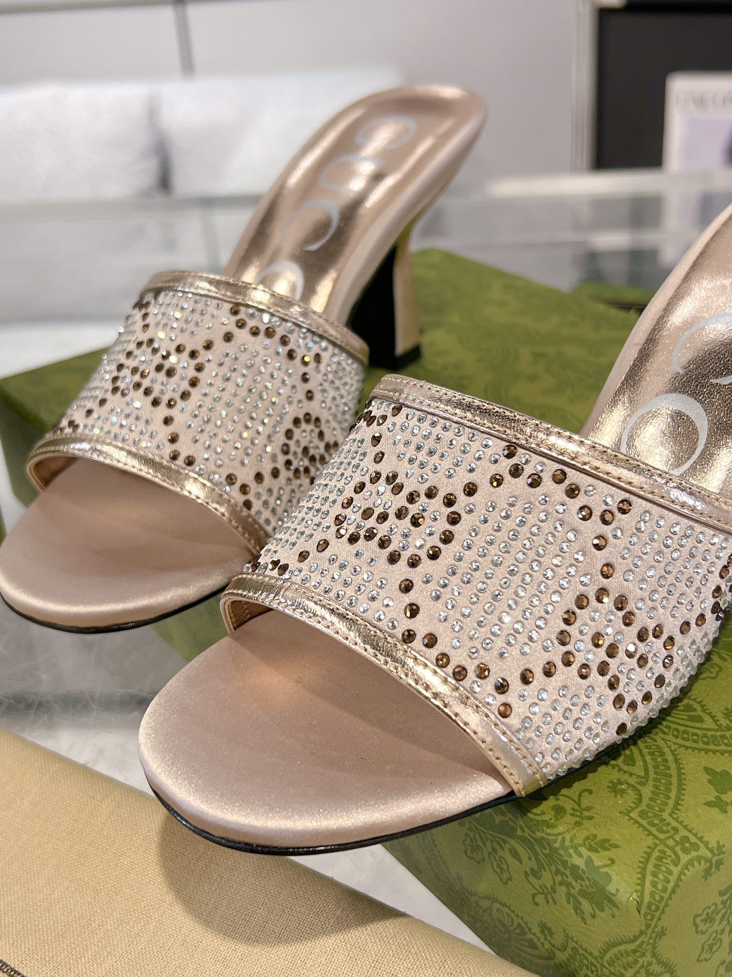 LuxluxHouse Best Quality Gucci Women Shoes