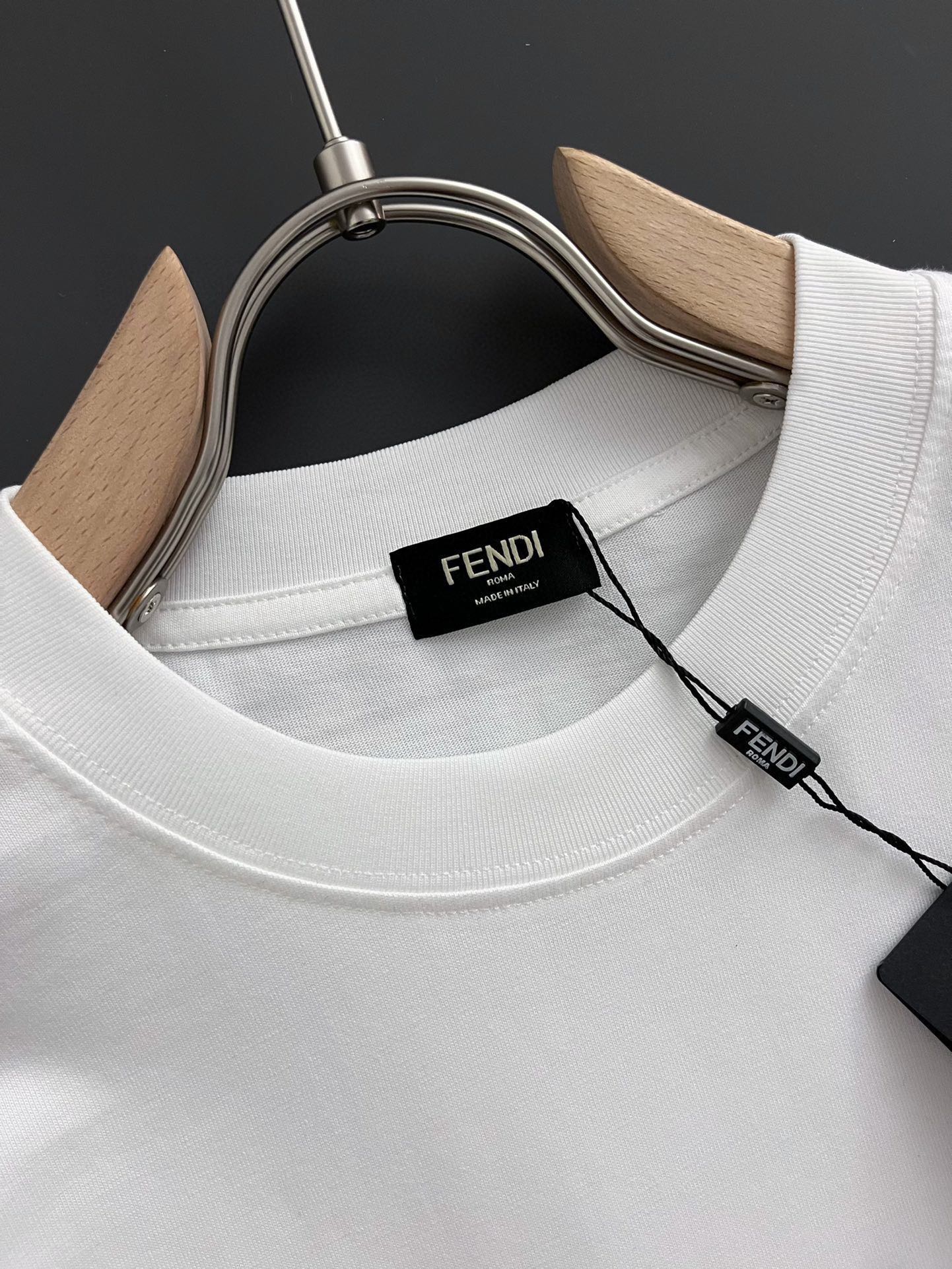 LuxluxHouse Best Quality Clothes Fendi T-shirt