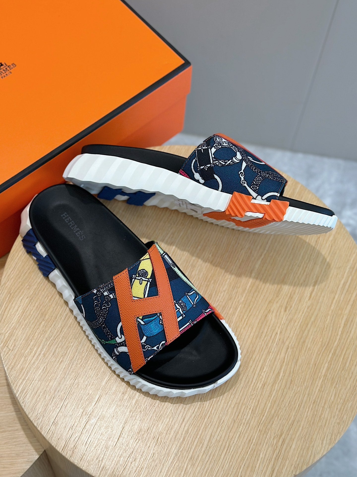 LuxluxHouse Best Quality Sandals Hermes
