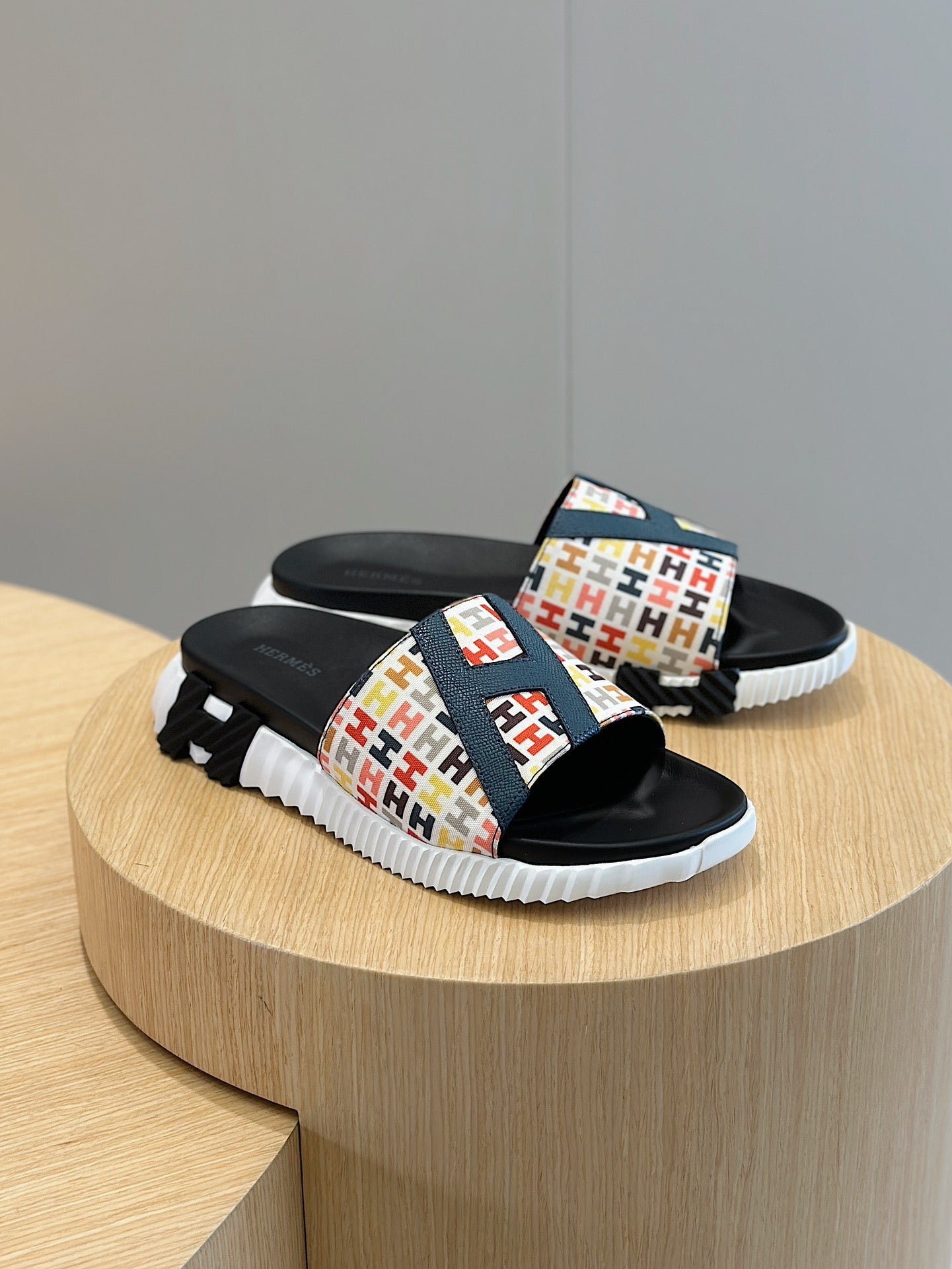 LuxluxHouse Best Quality Sandals Hermes