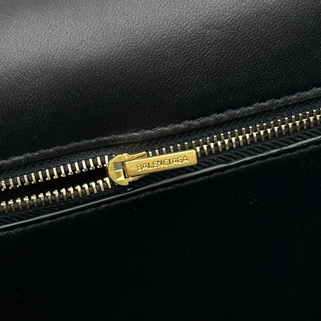 LuxluxHouse Best Quality Bags Balenciaga Women Men