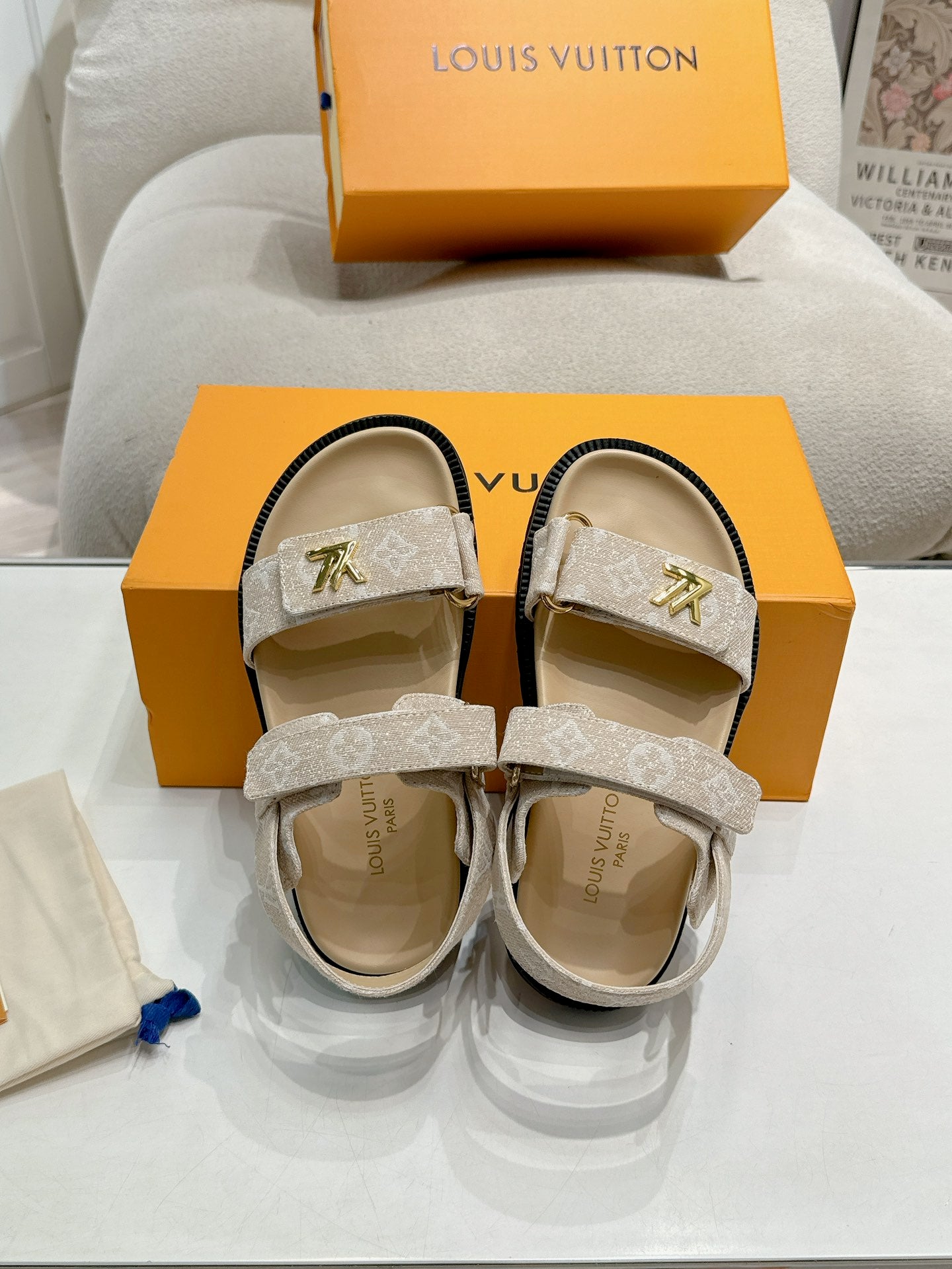 LuxluxHouse Best Quality Women Shoes Louis Vuitton