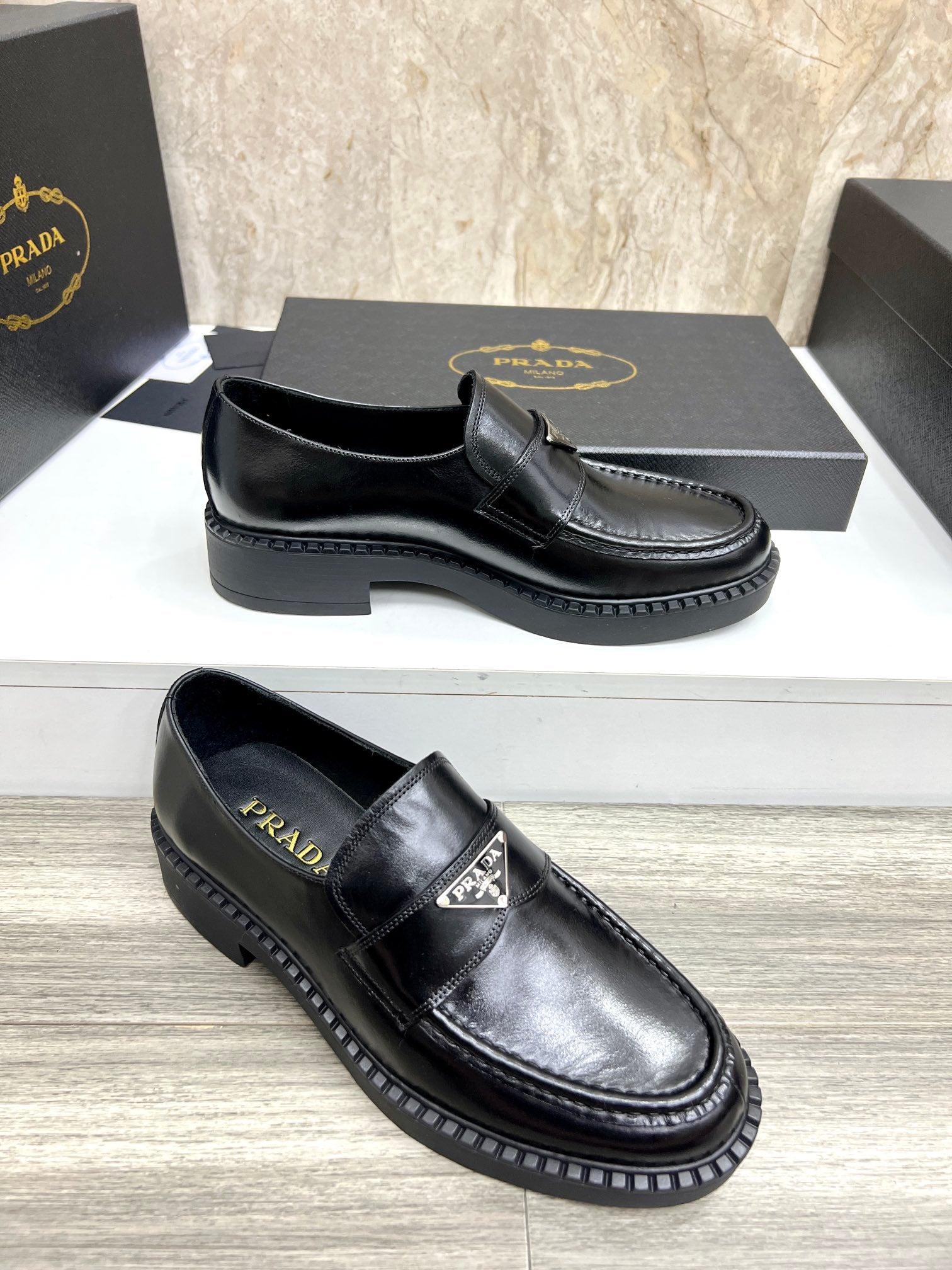 LuxluxHouse Best Quality Shoes Prada