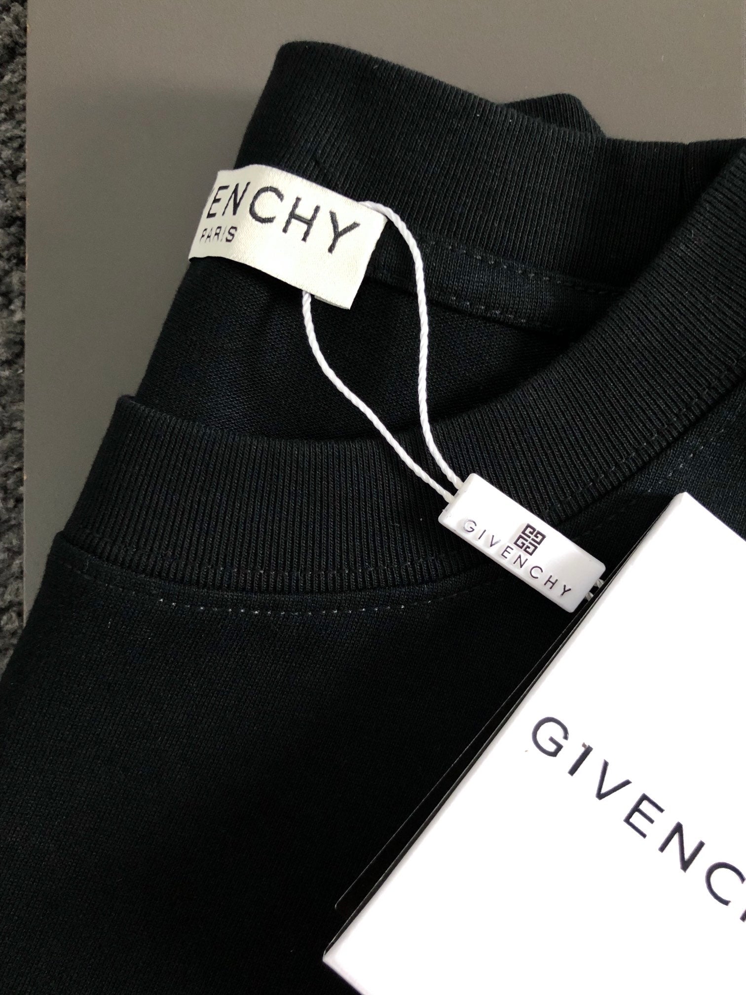 LuxluxHouse Best Quality Clothes Givenchy T-shirt