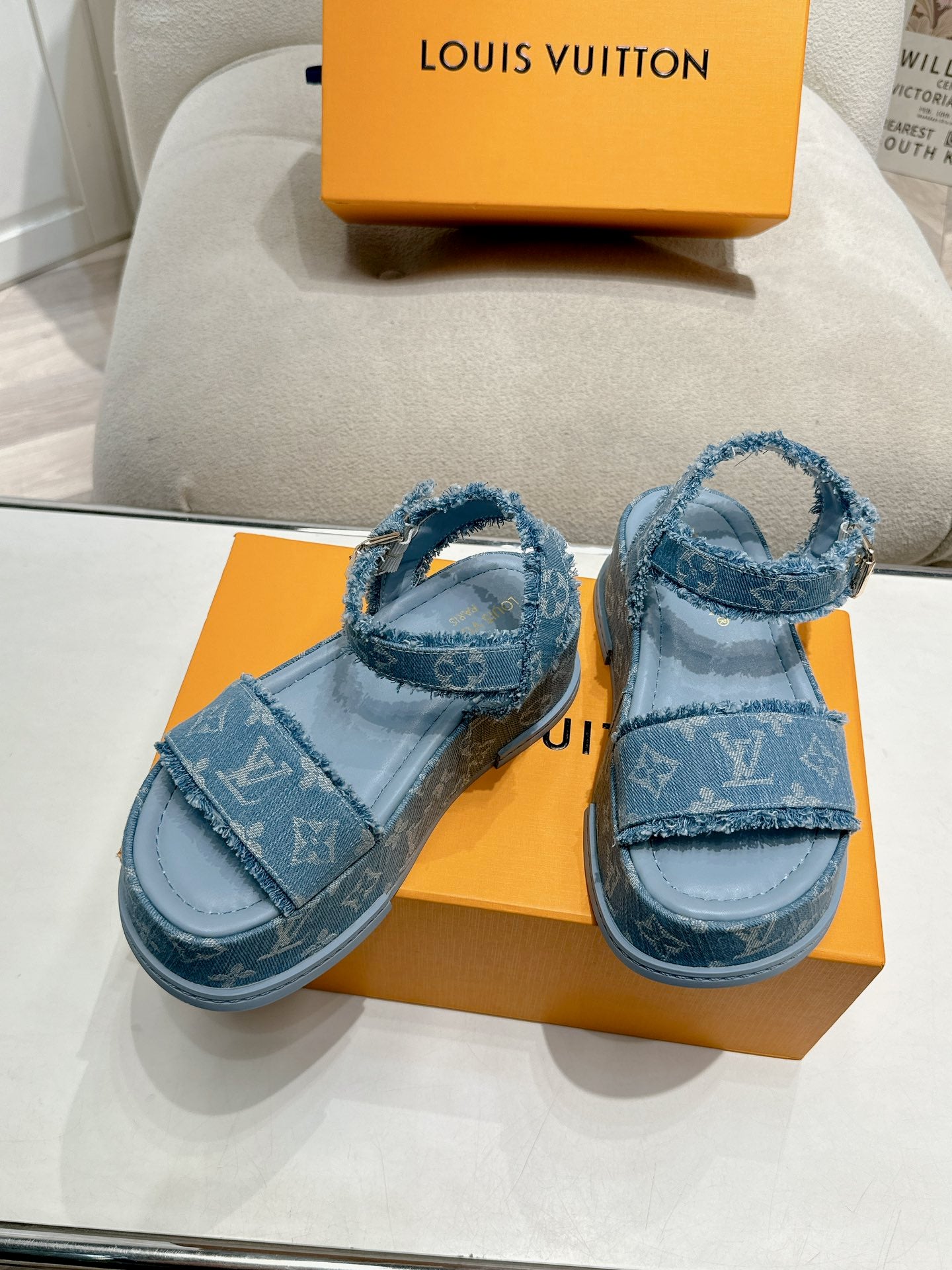 LuxluxHouse Best Quality Women Shoes Louis Vuitton