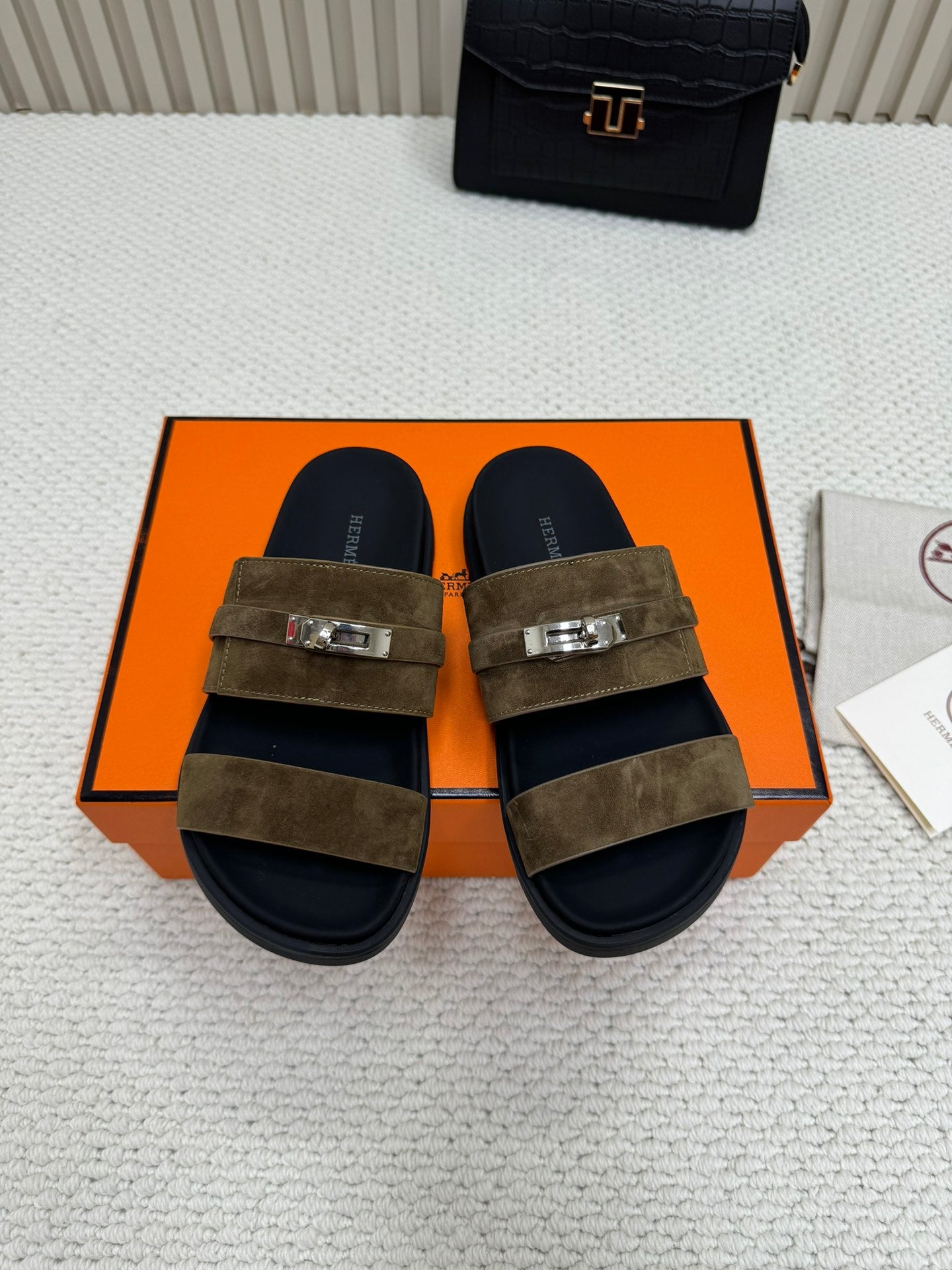 LuxluxHouse Best Quality Sandals Hermes