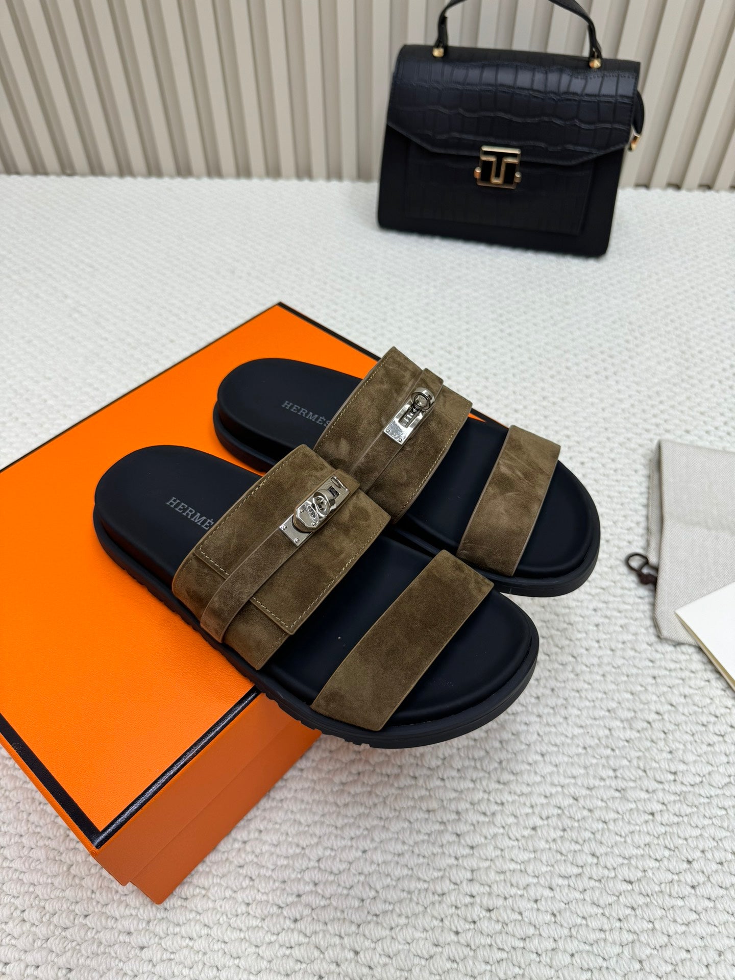 LuxluxHouse Best Quality Sandals Hermes