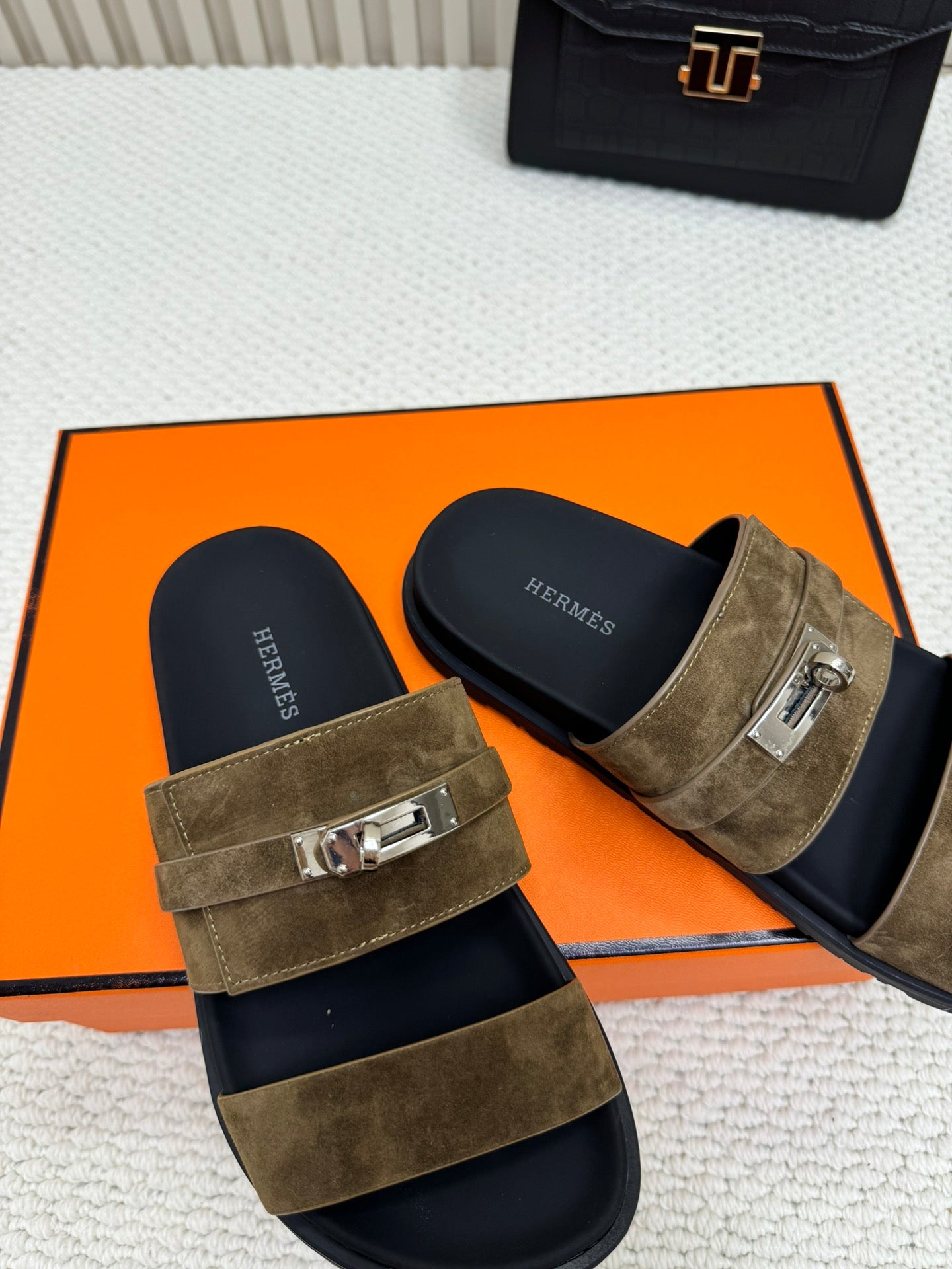 LuxluxHouse Best Quality Sandals Hermes