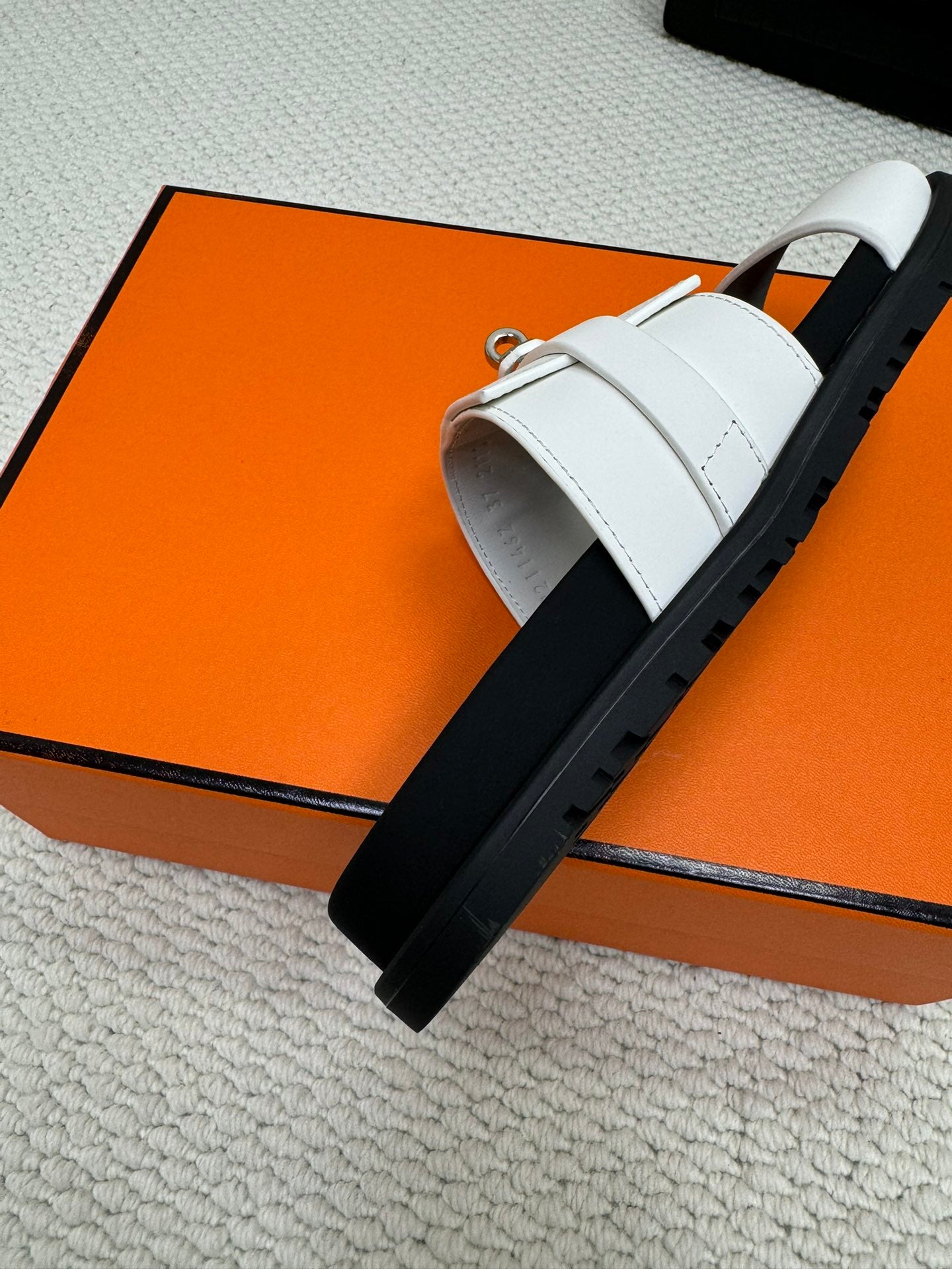 LuxluxHouse Best Quality Sandals Hermes