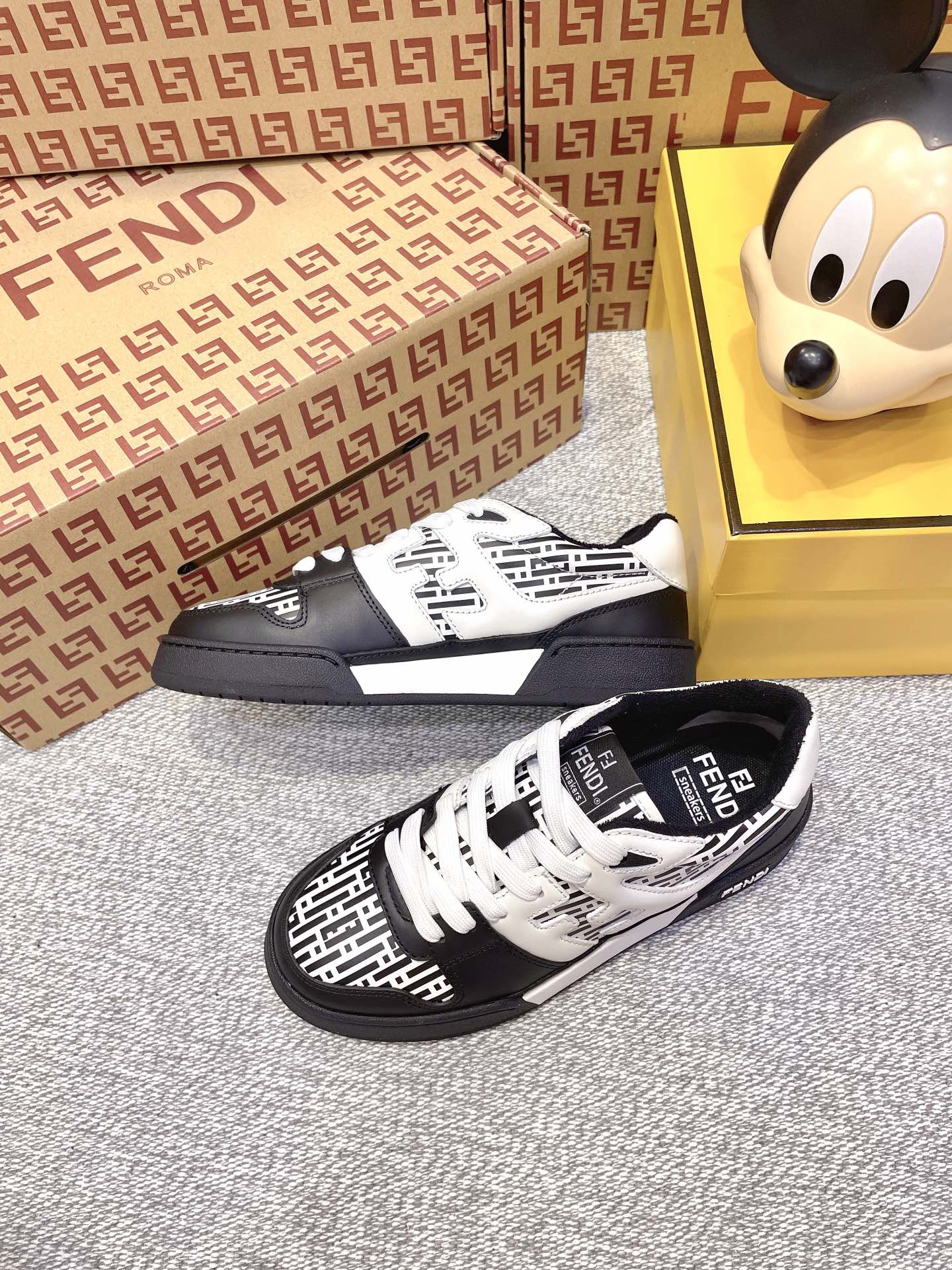 LuxluxHouse Best Quality Fendi Women Shoes