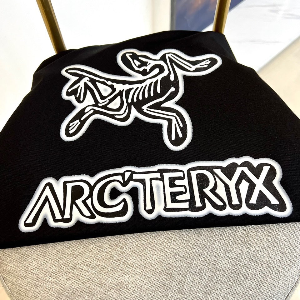 LuxluxHouse Best Quality Clothes T-shirt Arcteryx