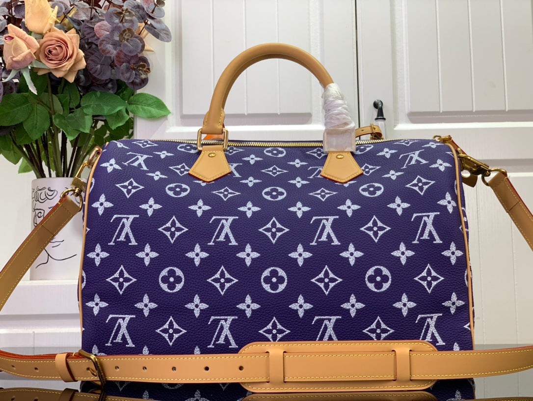 LuxluxHouse Best Quality Bags Louis Vuitton Women Men