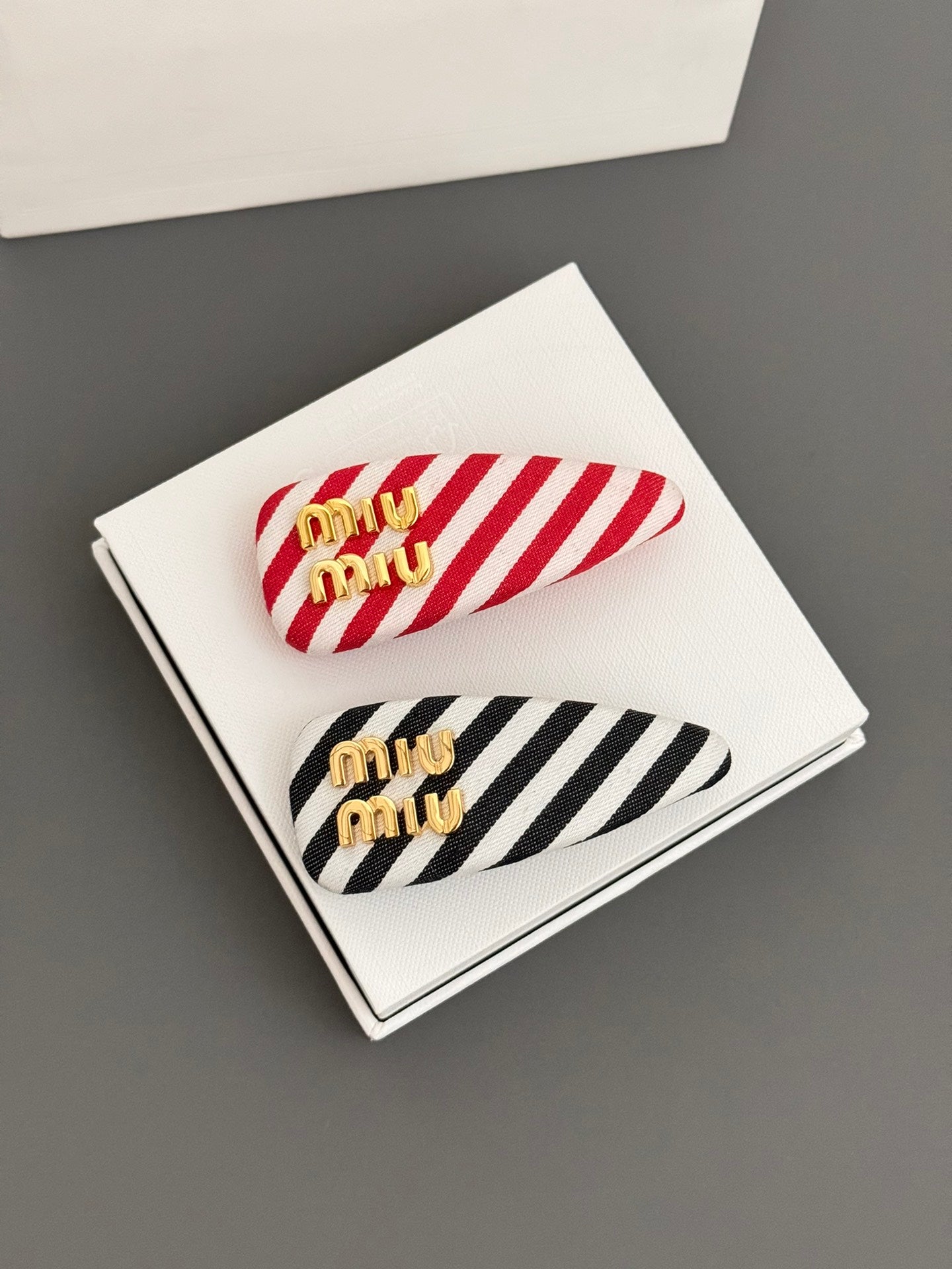 LuxluxHouse Best Quality Accessories Miu Miu