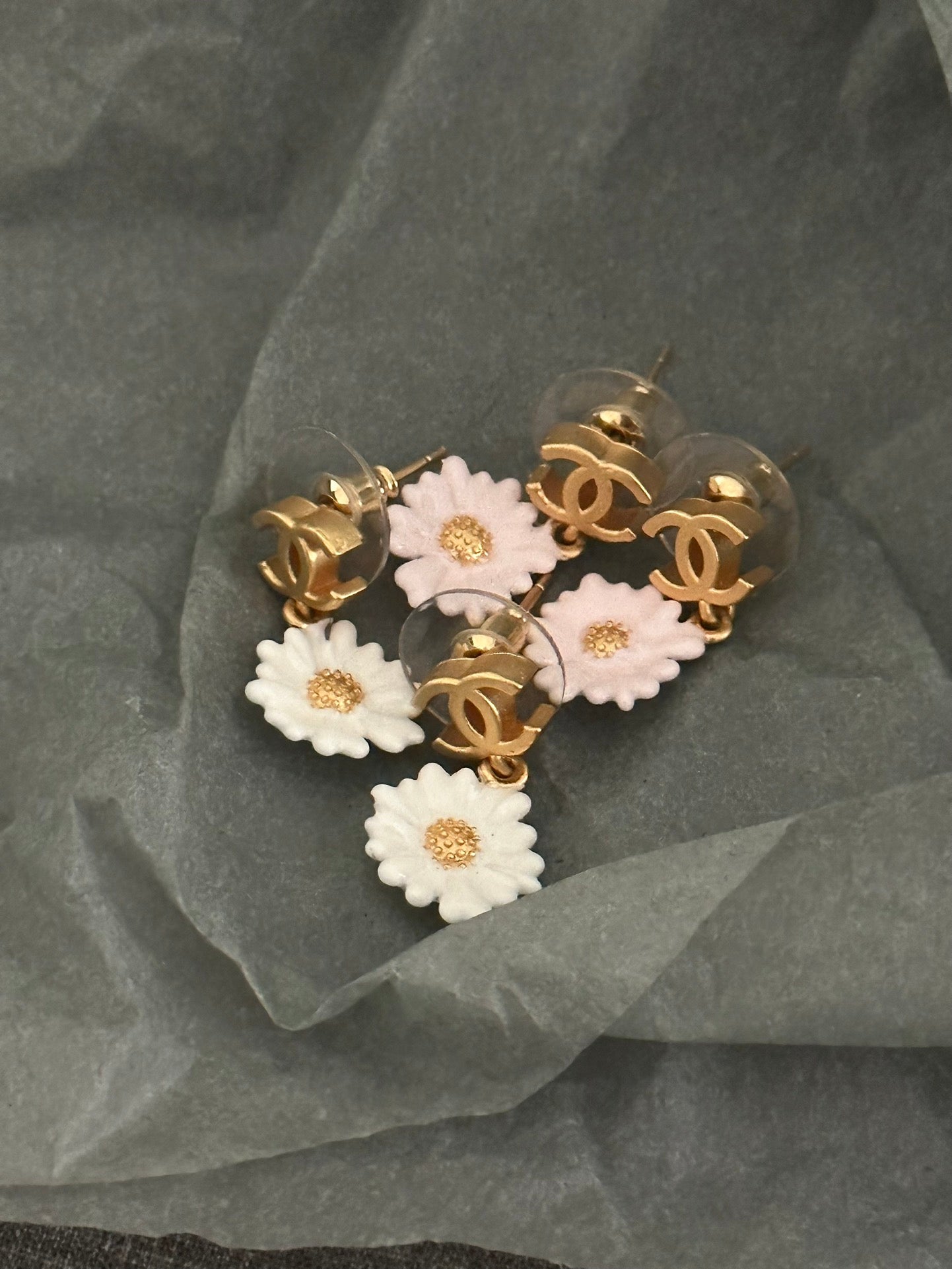 LuxluxHouse Low Price And High Quality Accessories Earrings