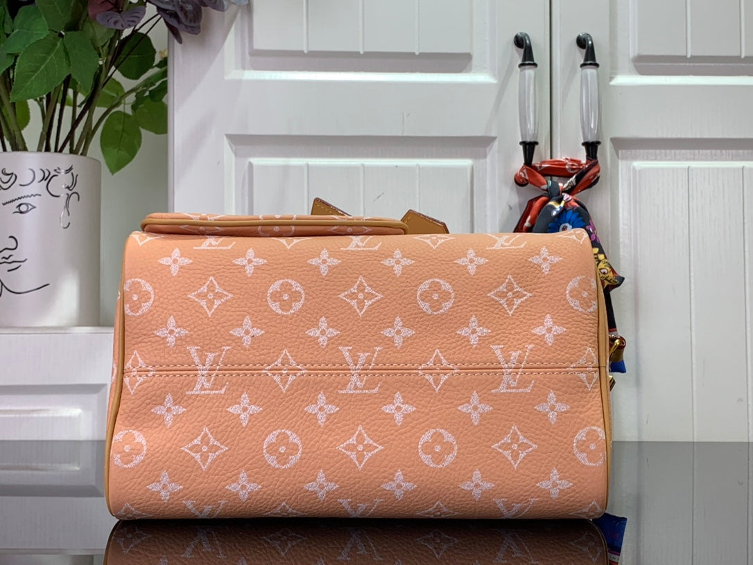 LuxluxHouse Best Quality Bags Louis Vuitton Women Men