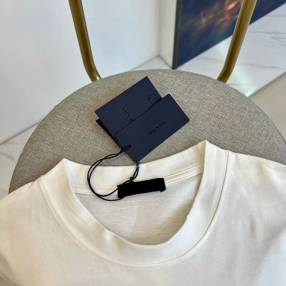 LuxluxHouse Best Quality Clothes T-shirt Prada