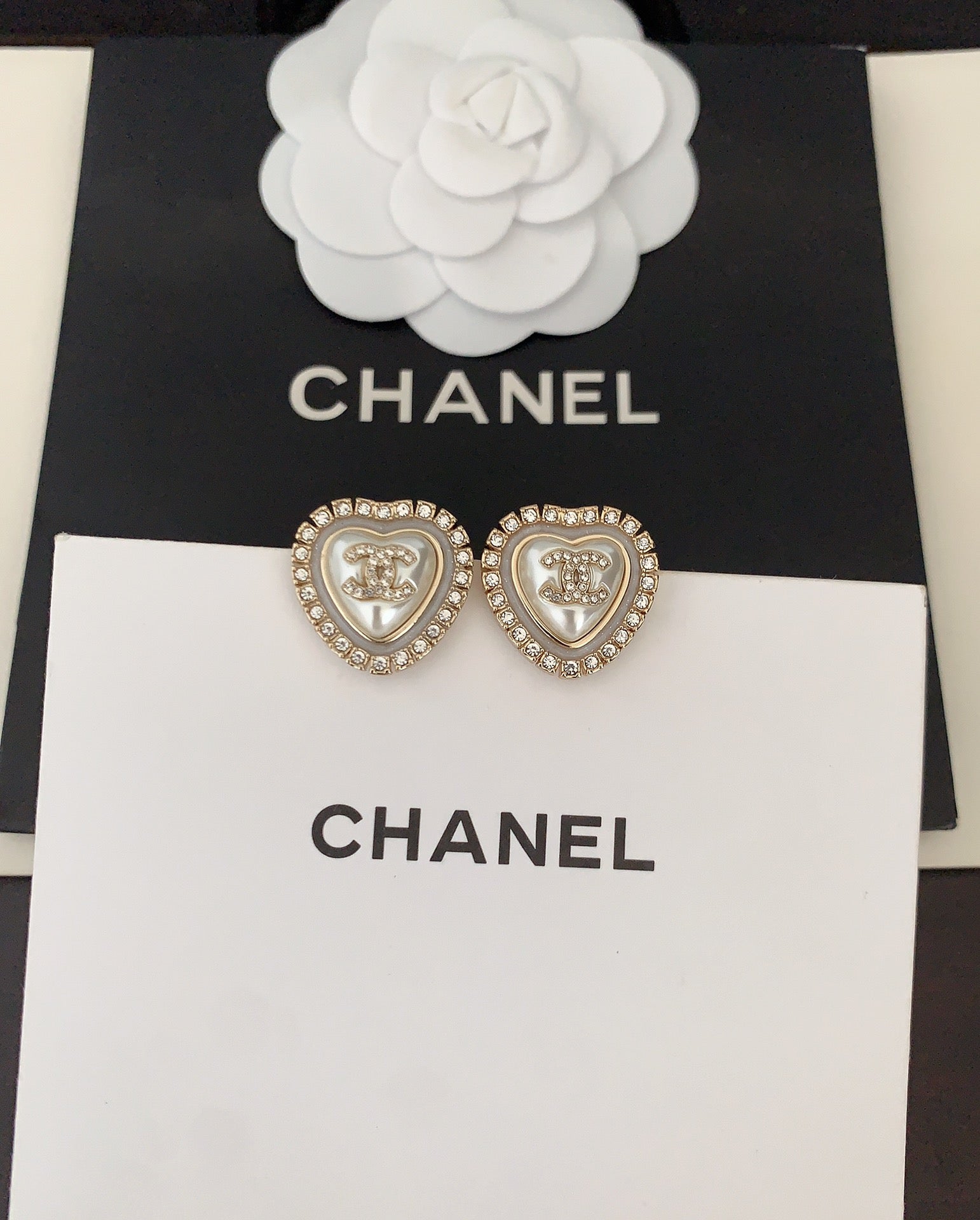 LuxluxHouse Best Quality Accessories Chanel