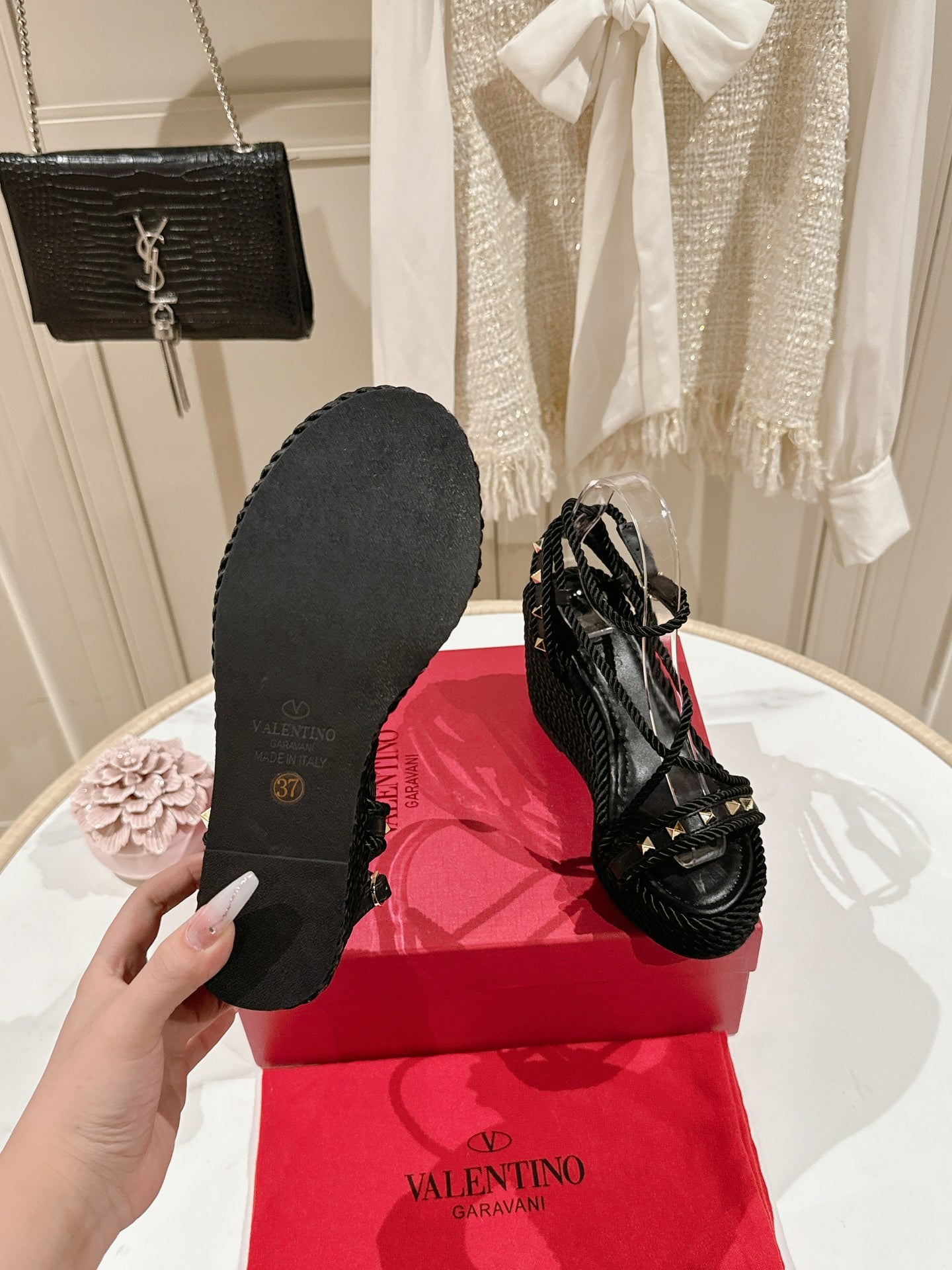 LuxluxHouse Best Quality Valentino Women Shoes