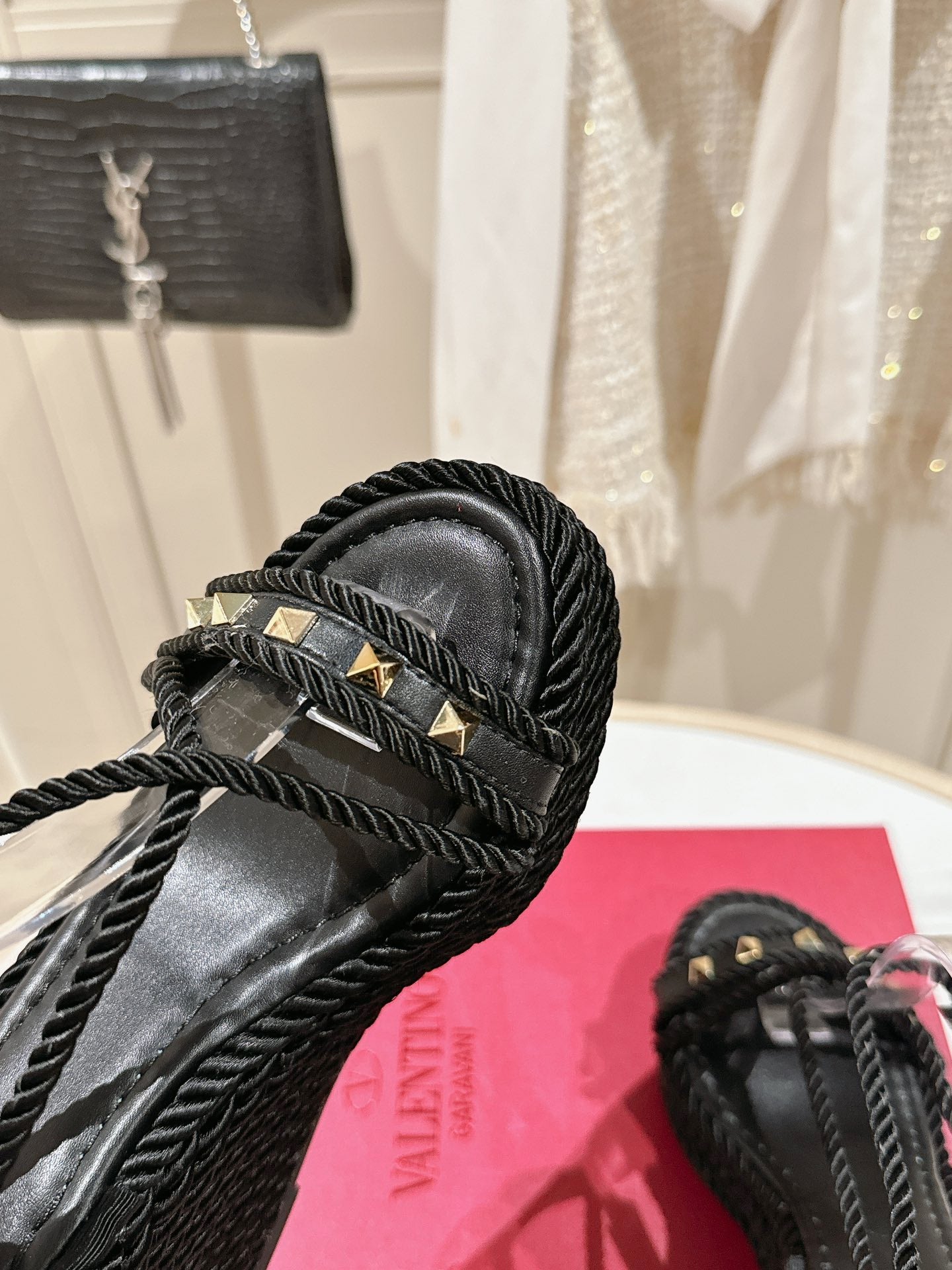 LuxluxHouse Best Quality Valentino Women Shoes