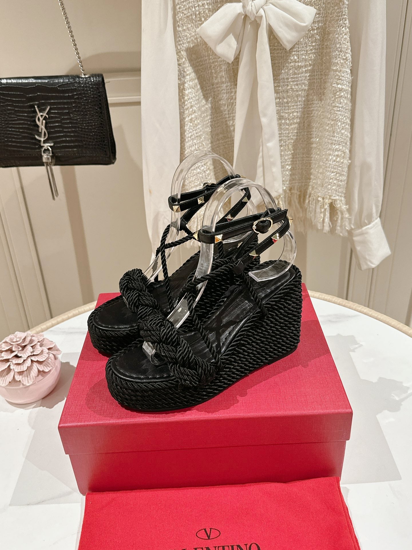 LuxluxHouse Best Quality Valentino Women Shoes