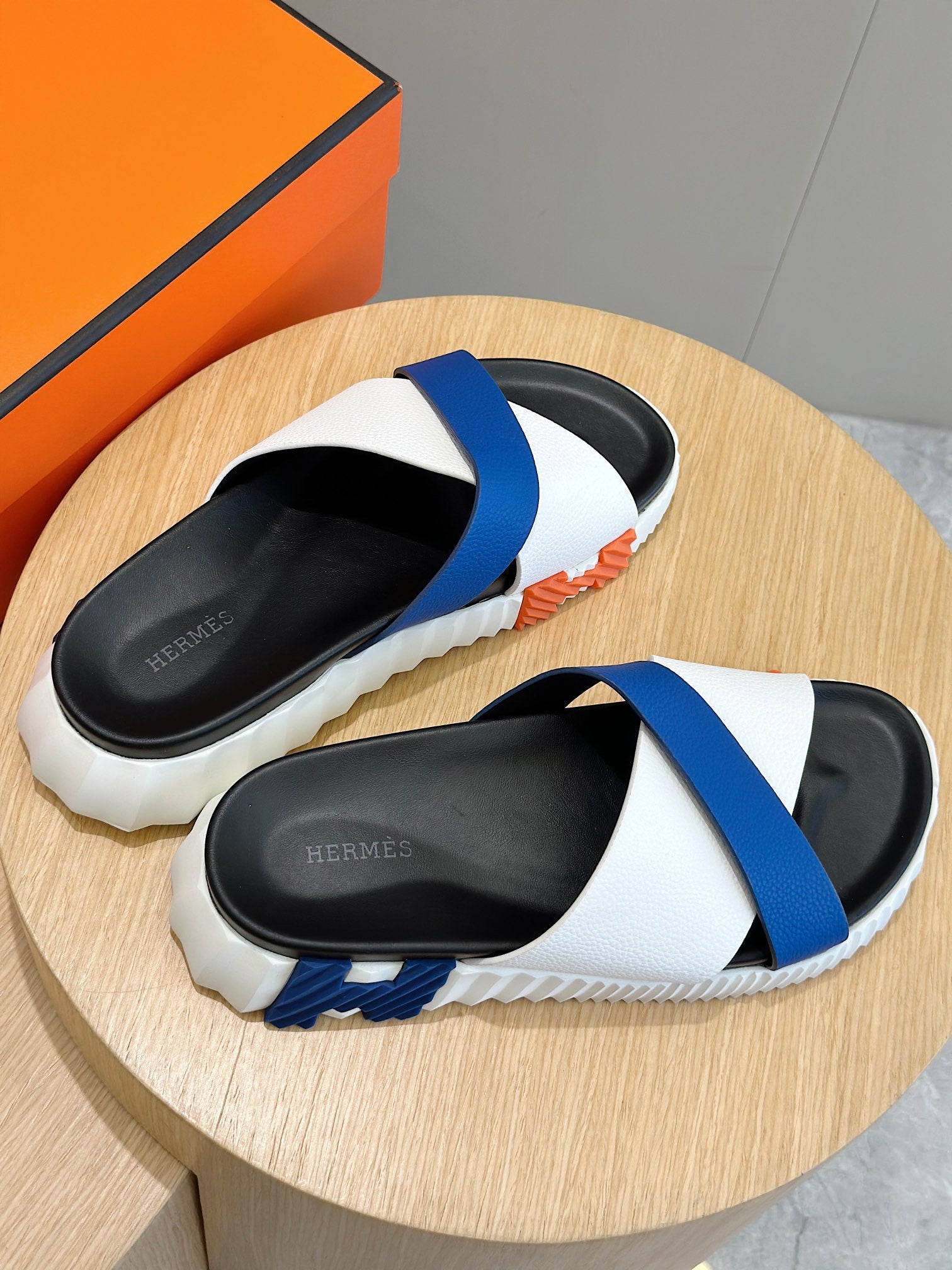 LuxluxHouse Best Quality Sandals Hermes