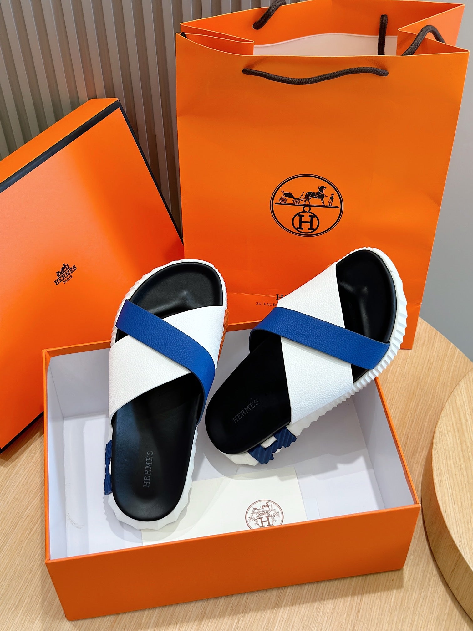 LuxluxHouse Best Quality Sandals Hermes
