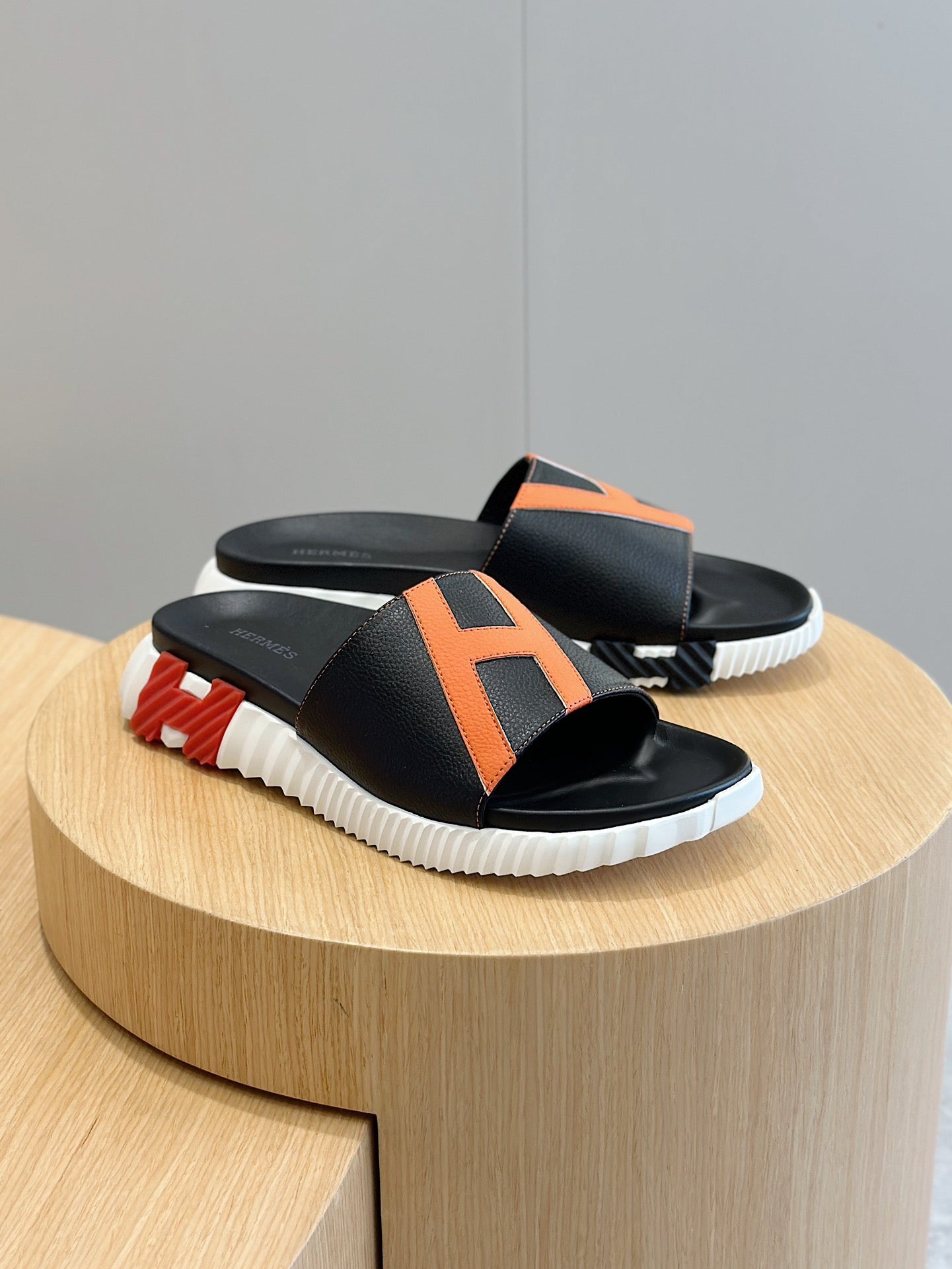 LuxluxHouse Best Quality Sandals Hermes