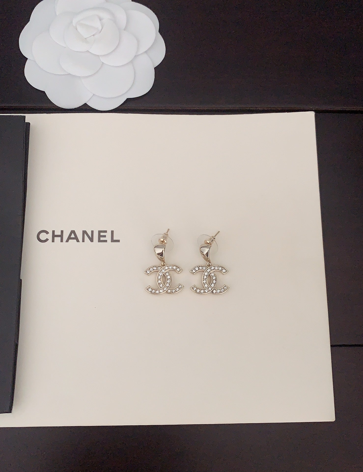 LuxluxHouse Best Quality Accessories Chanel