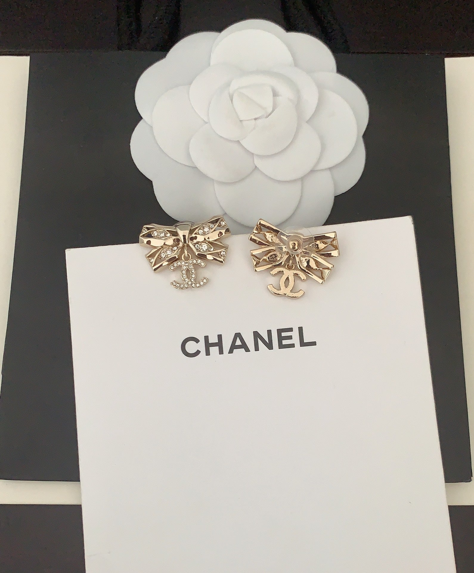 LuxluxHouse Best Quality Accessories Chanel