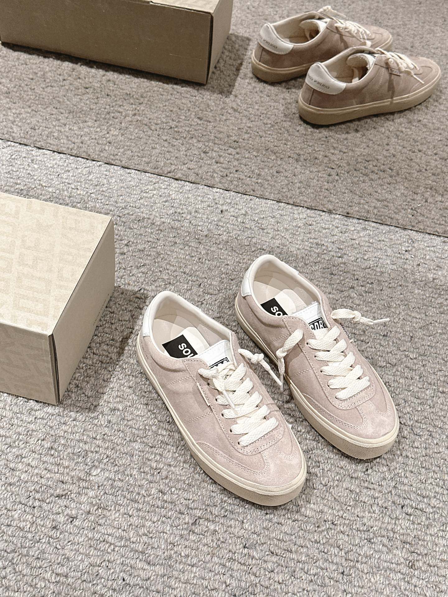 LuxluxHouse Best Quality Shoes Golden Goose