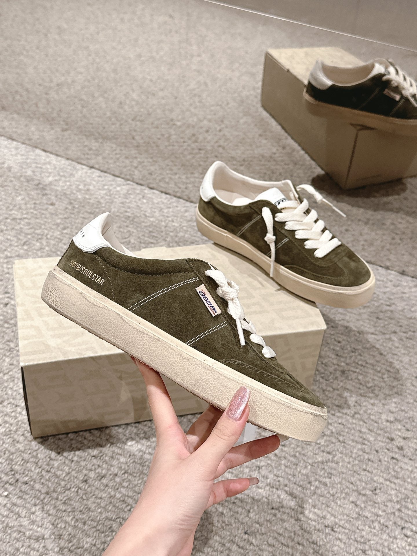 LuxluxHouse Best Quality Shoes Golden Goose