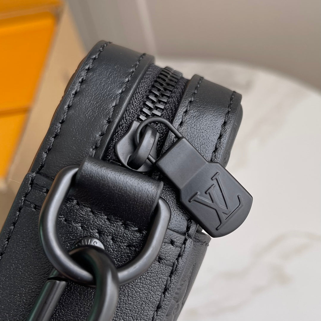 LuxluxHouse Best Quality Bags Louis Vuitton Men