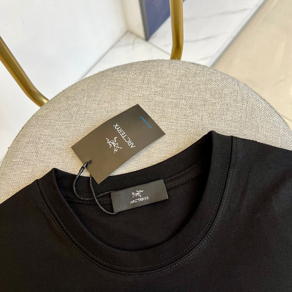 LuxluxHouse Best Quality Clothes T-shirt Arcteryx