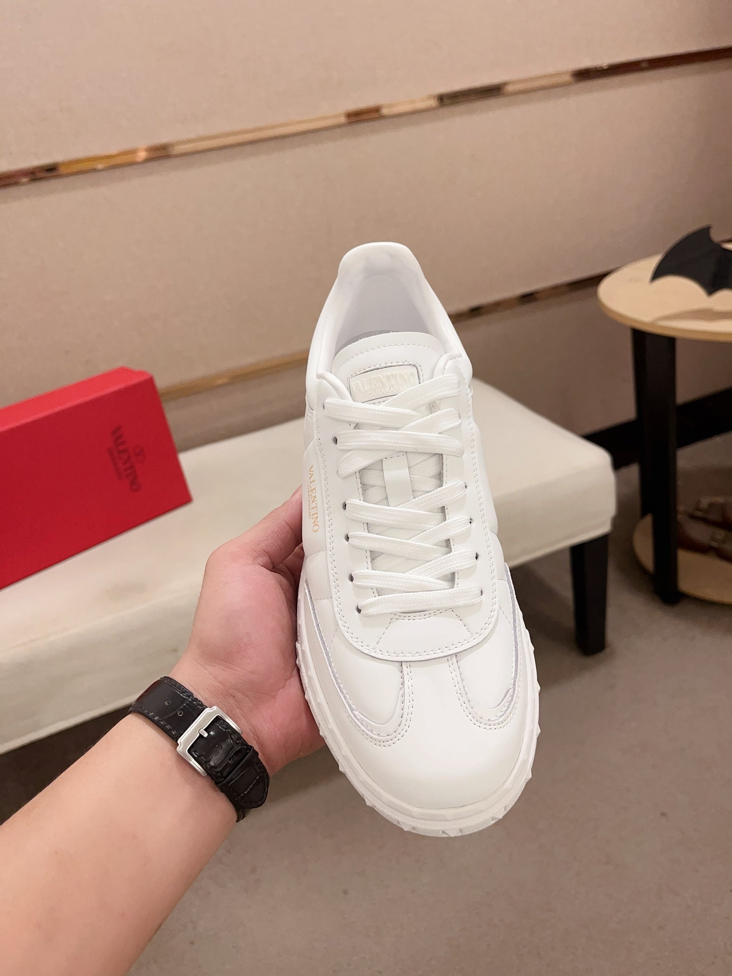 LuxluxHouse Best Quality Shoes Valentino