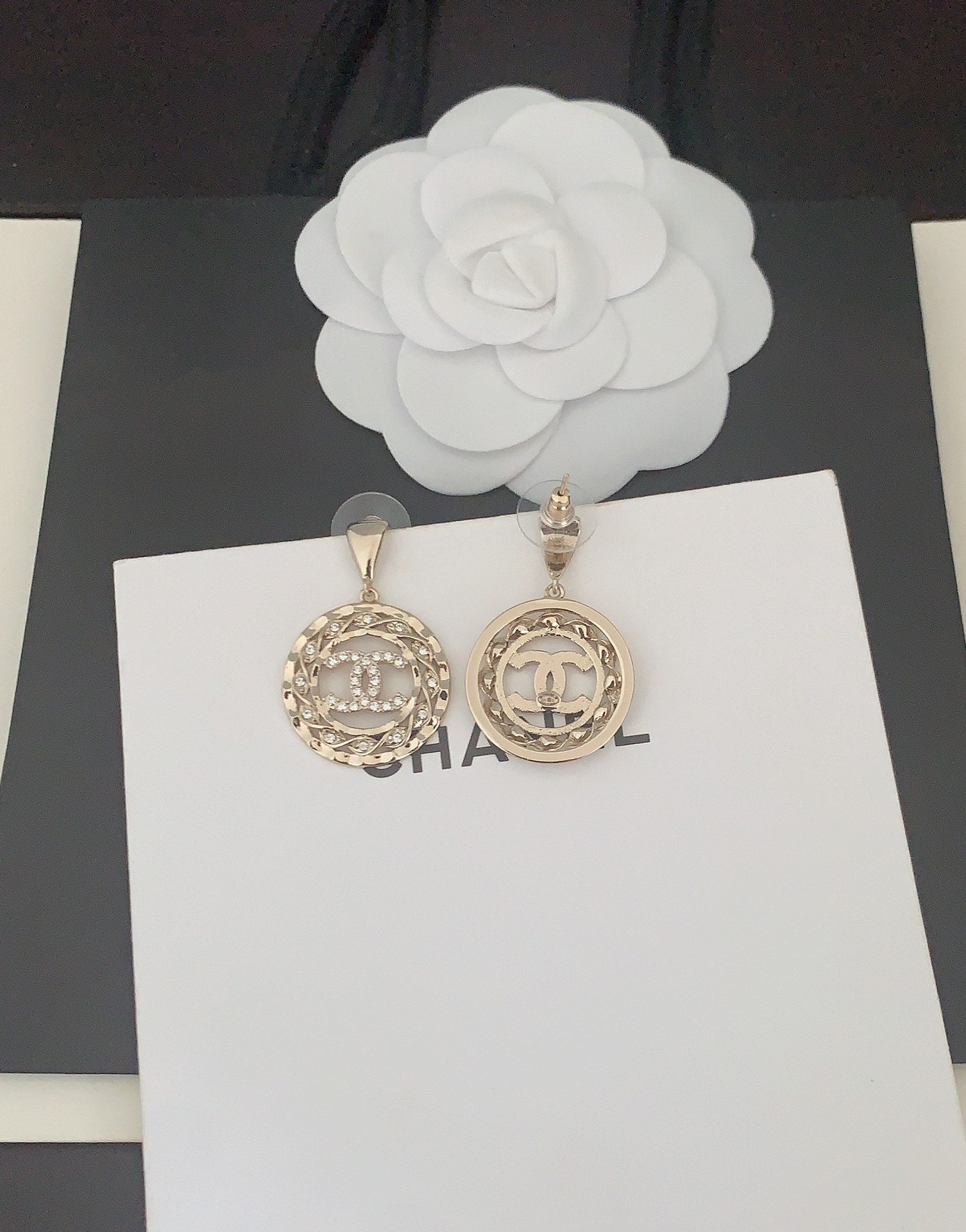 LuxluxHouse Best Quality Accessories Chanel
