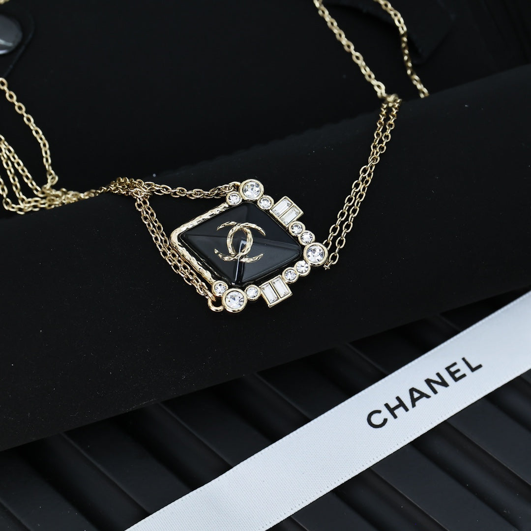 LuxluxHouse Best Quality Accessories Chanel
