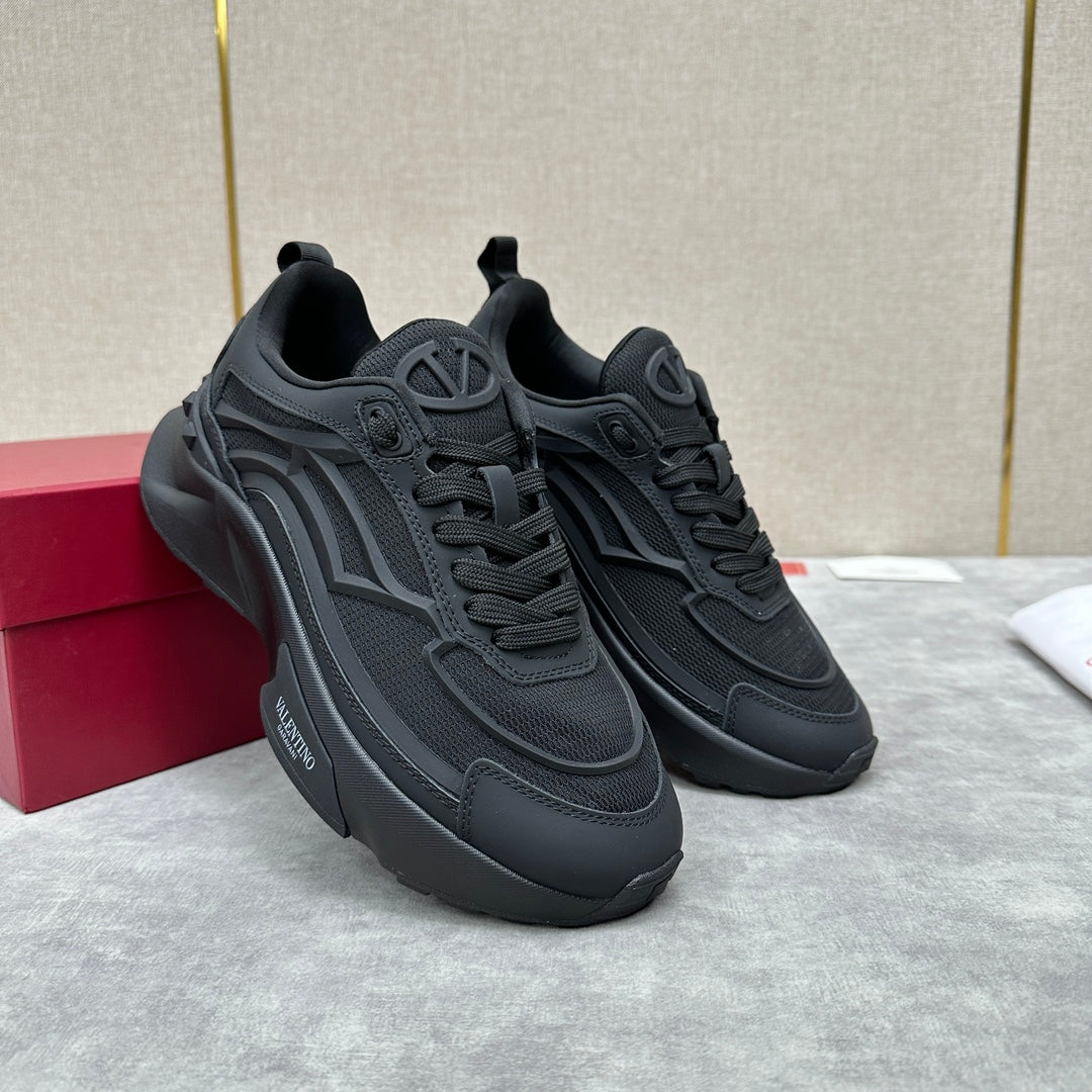 LuxluxHouse Best Quality Shoes Valentino