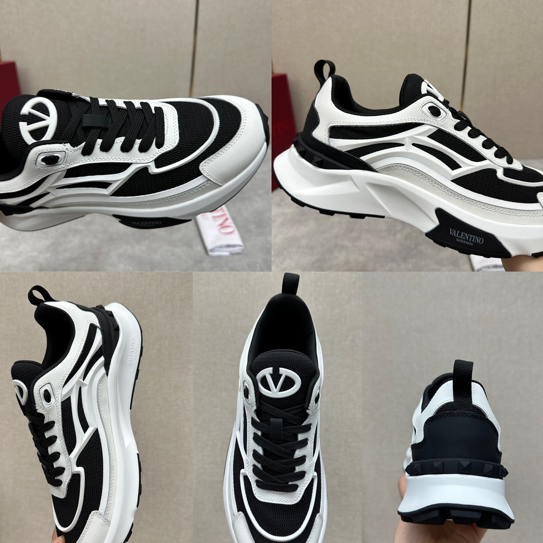 LuxluxHouse Best Quality Shoes Valentino
