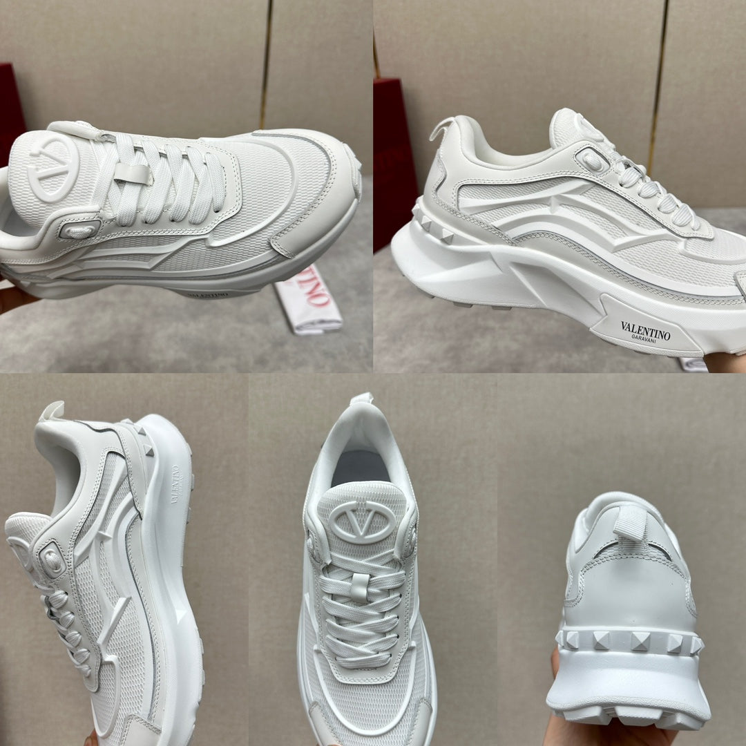 LuxluxHouse Best Quality Shoes Valentino