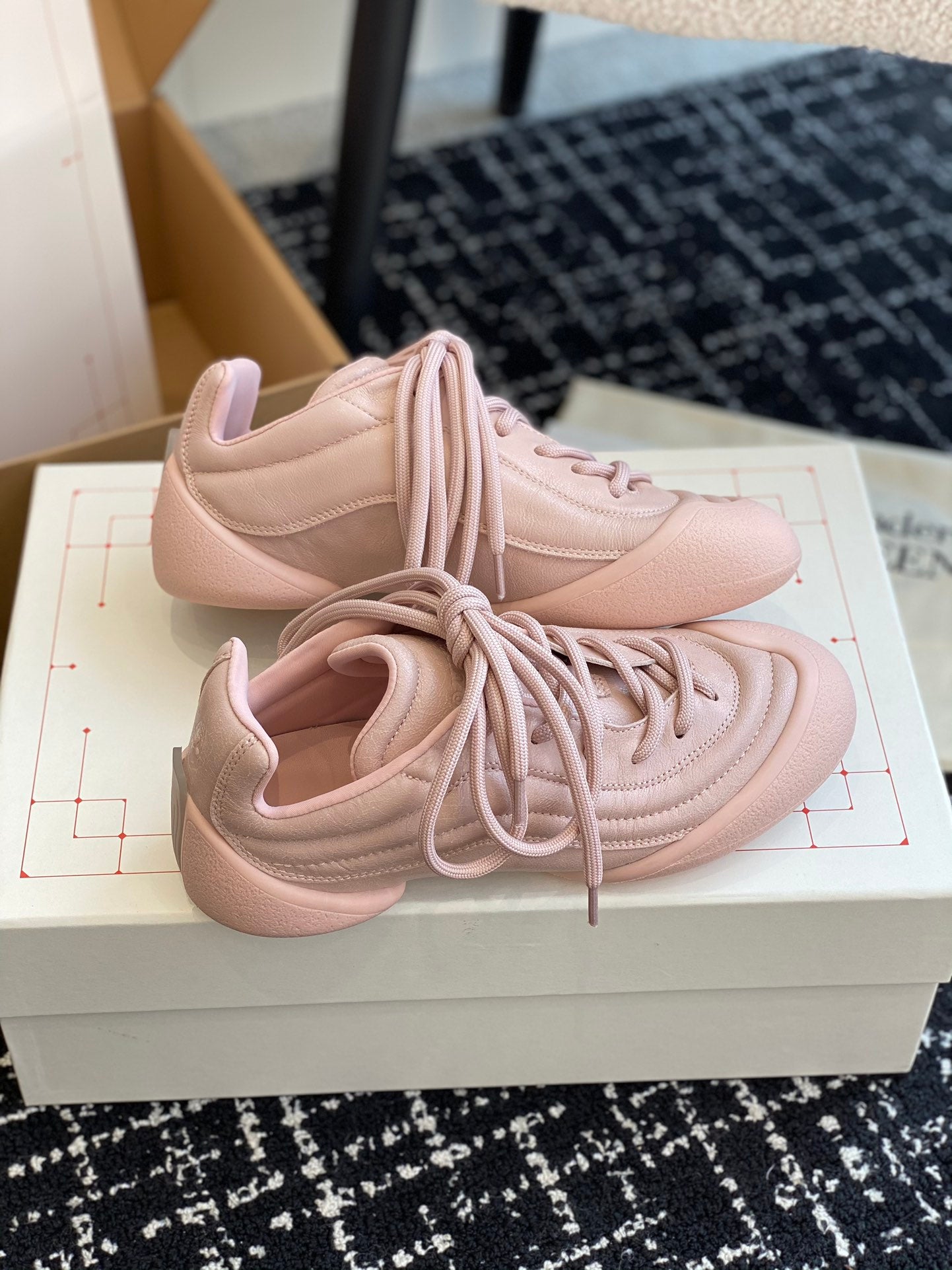LuxluxHouse Best Quality Shoes Alexander McQueen
